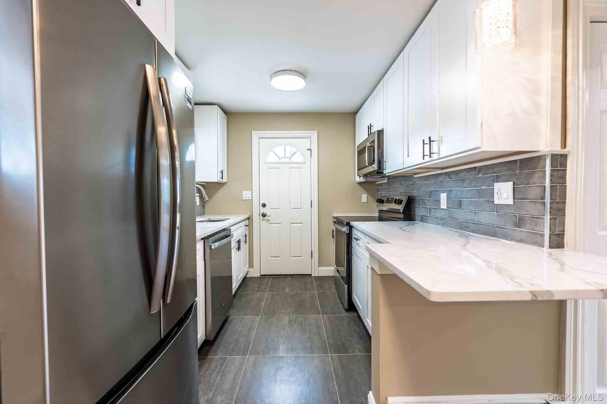 27 Park Lane Property Photo 4