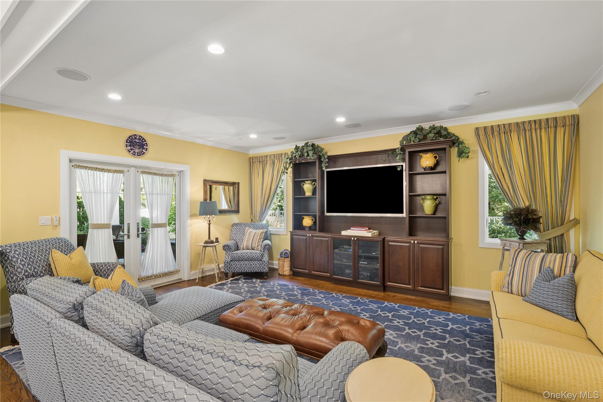 14 Esmond Avenue Property Photo 16