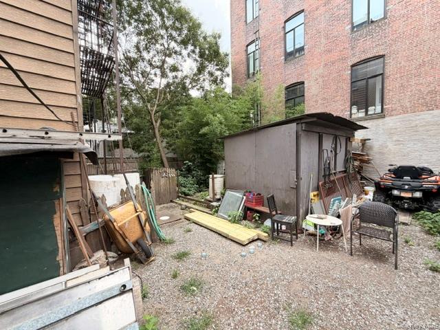 142 N 11th Street Property Photo 3