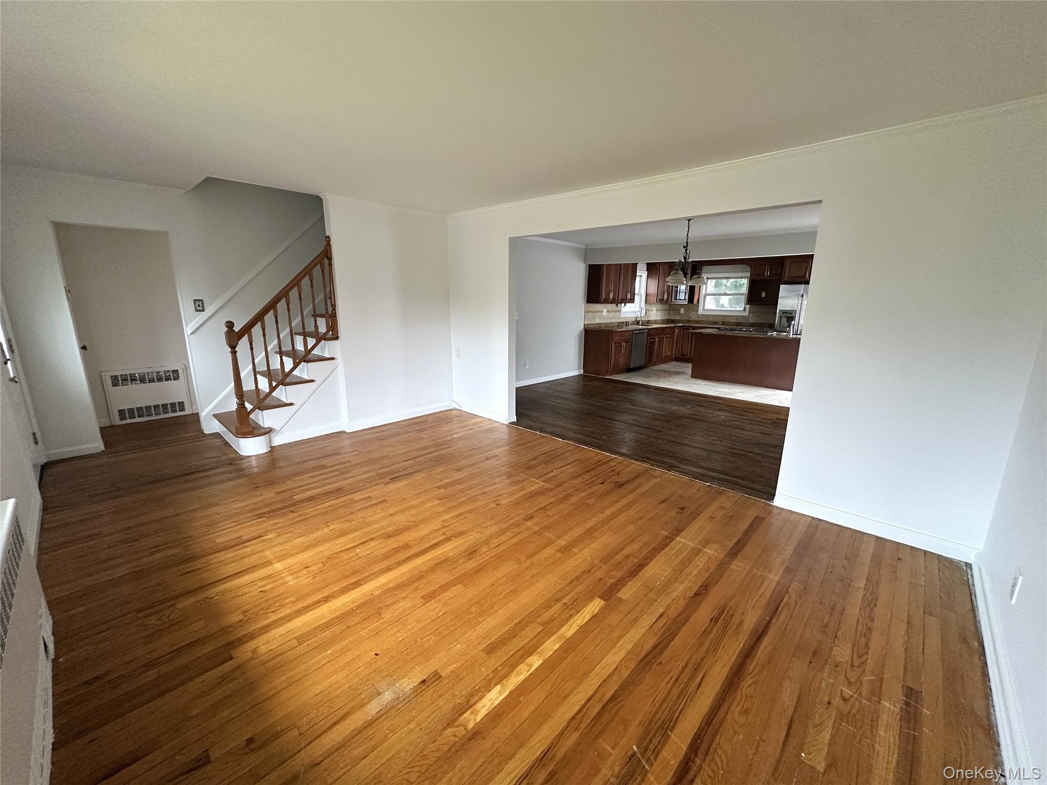 64 E Fenimore Street Property Photo 4