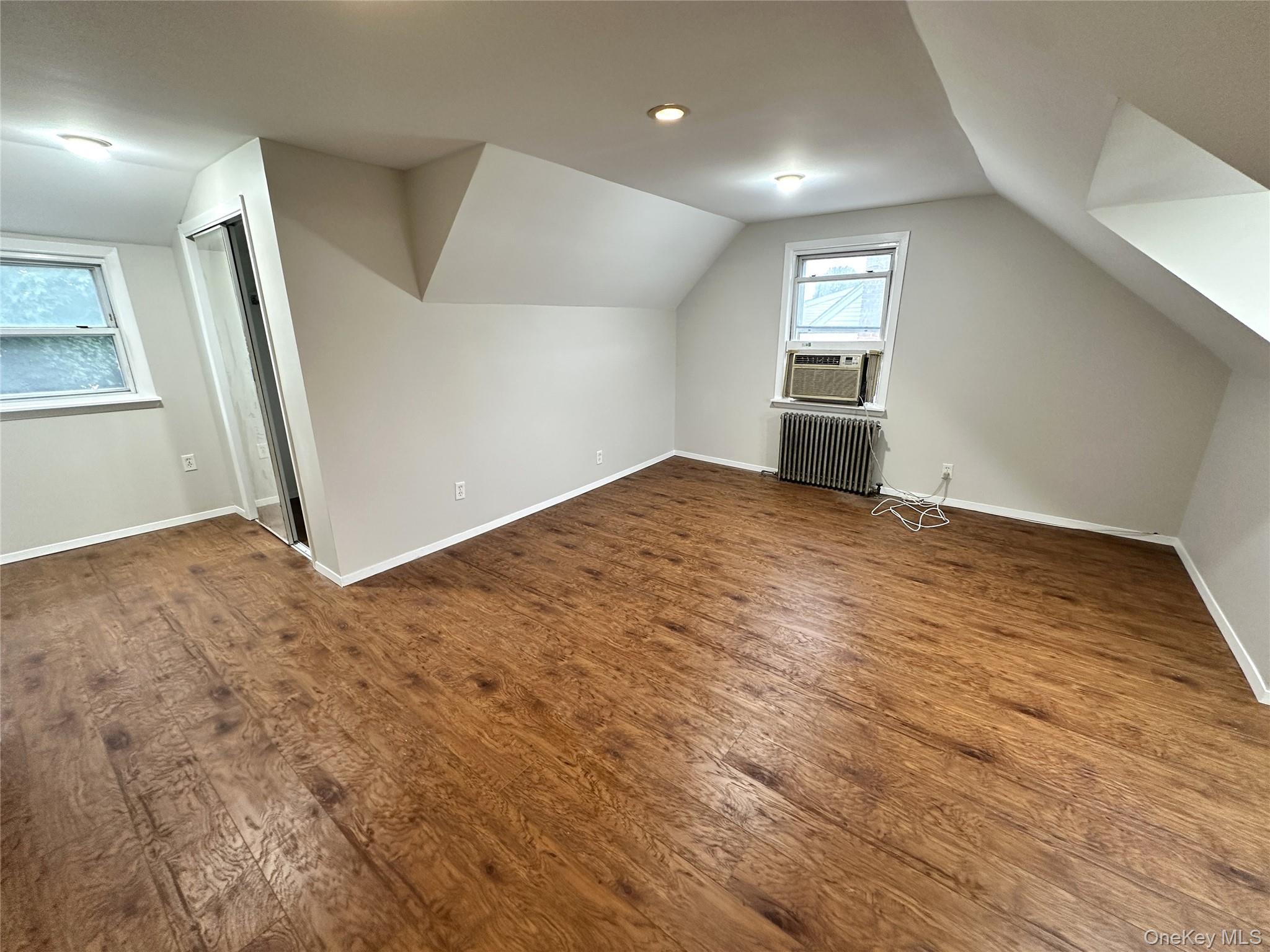 64 E Fenimore Street Property Photo 21