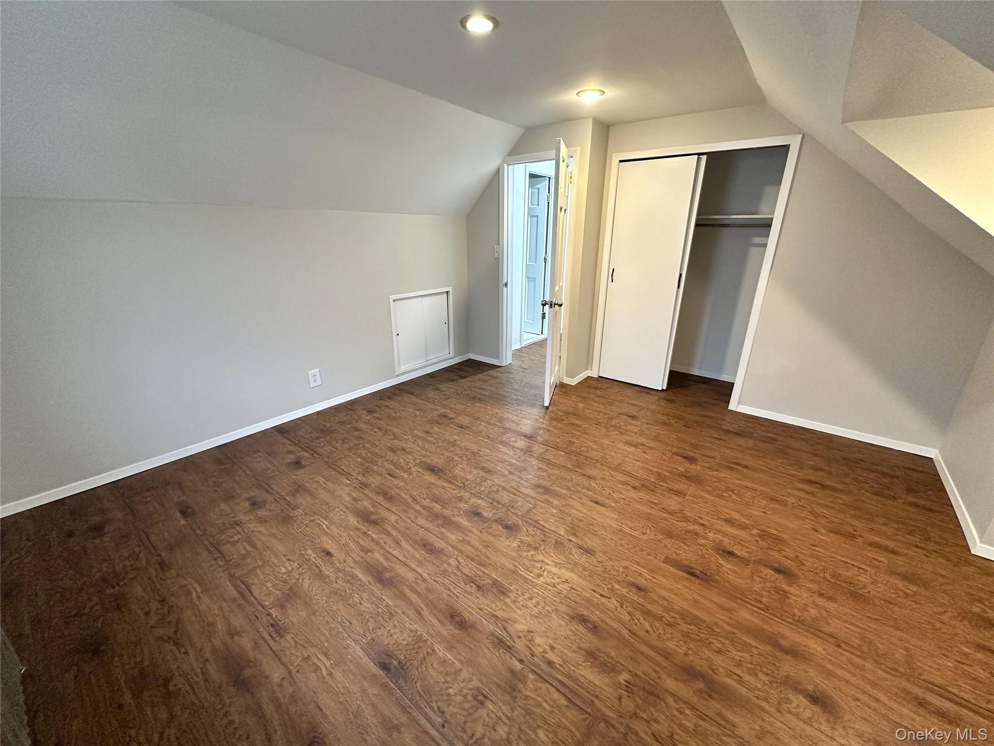 64 E Fenimore Street Property Photo 25