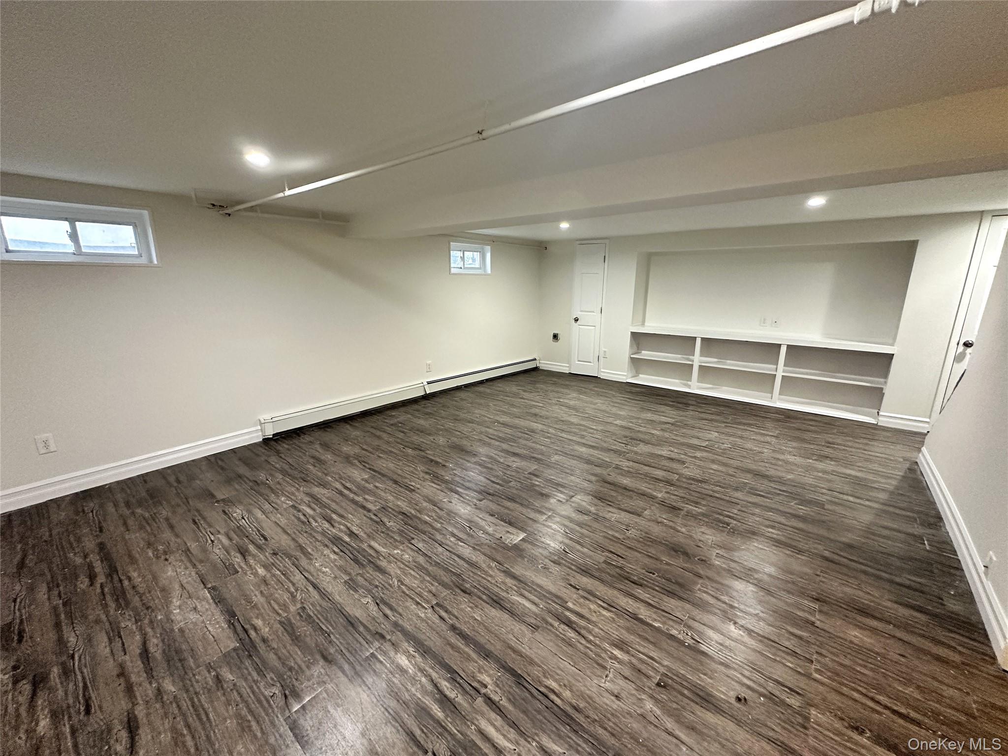 64 E Fenimore Street Property Photo 28