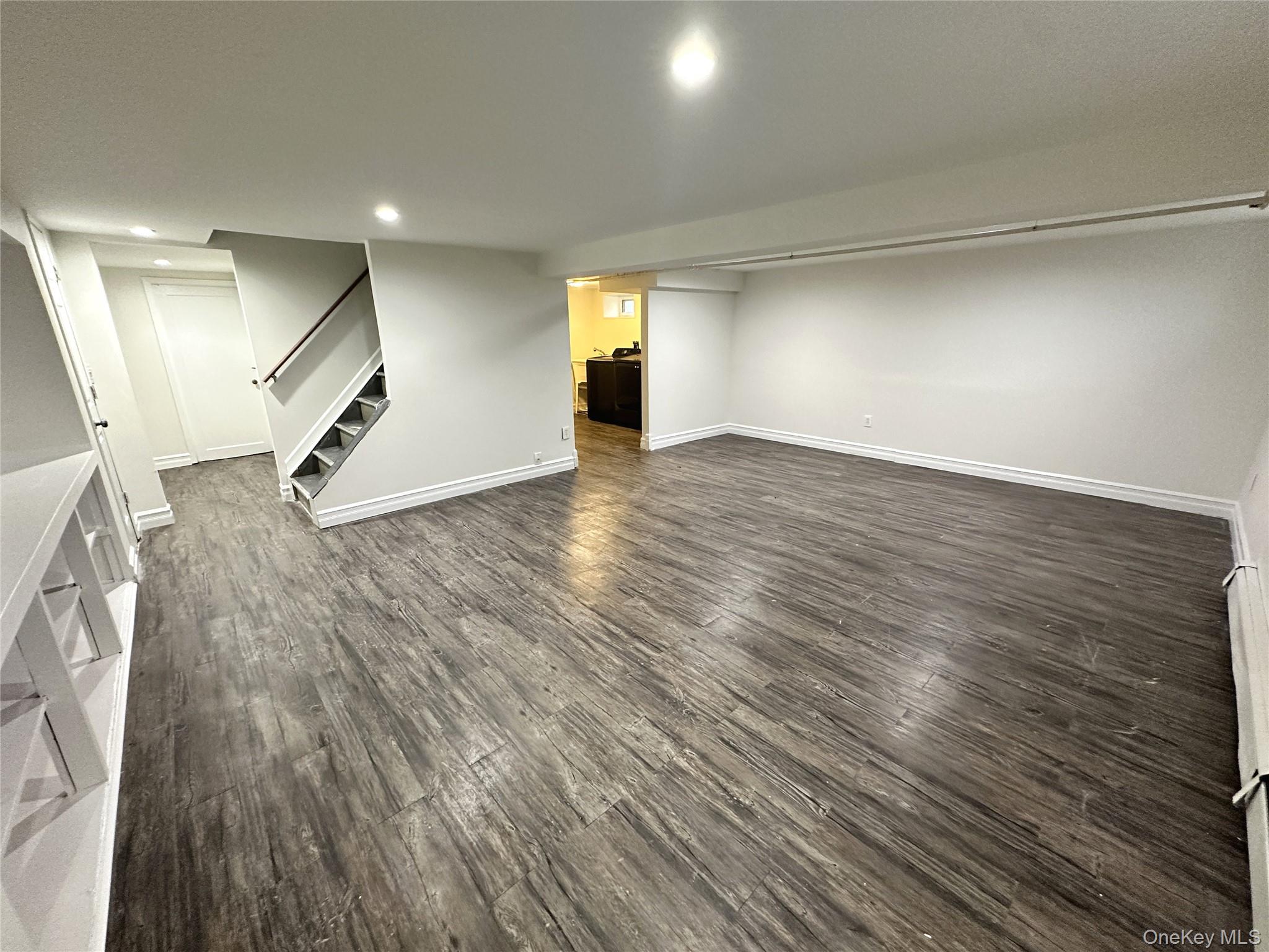 64 E Fenimore Street Property Photo 29