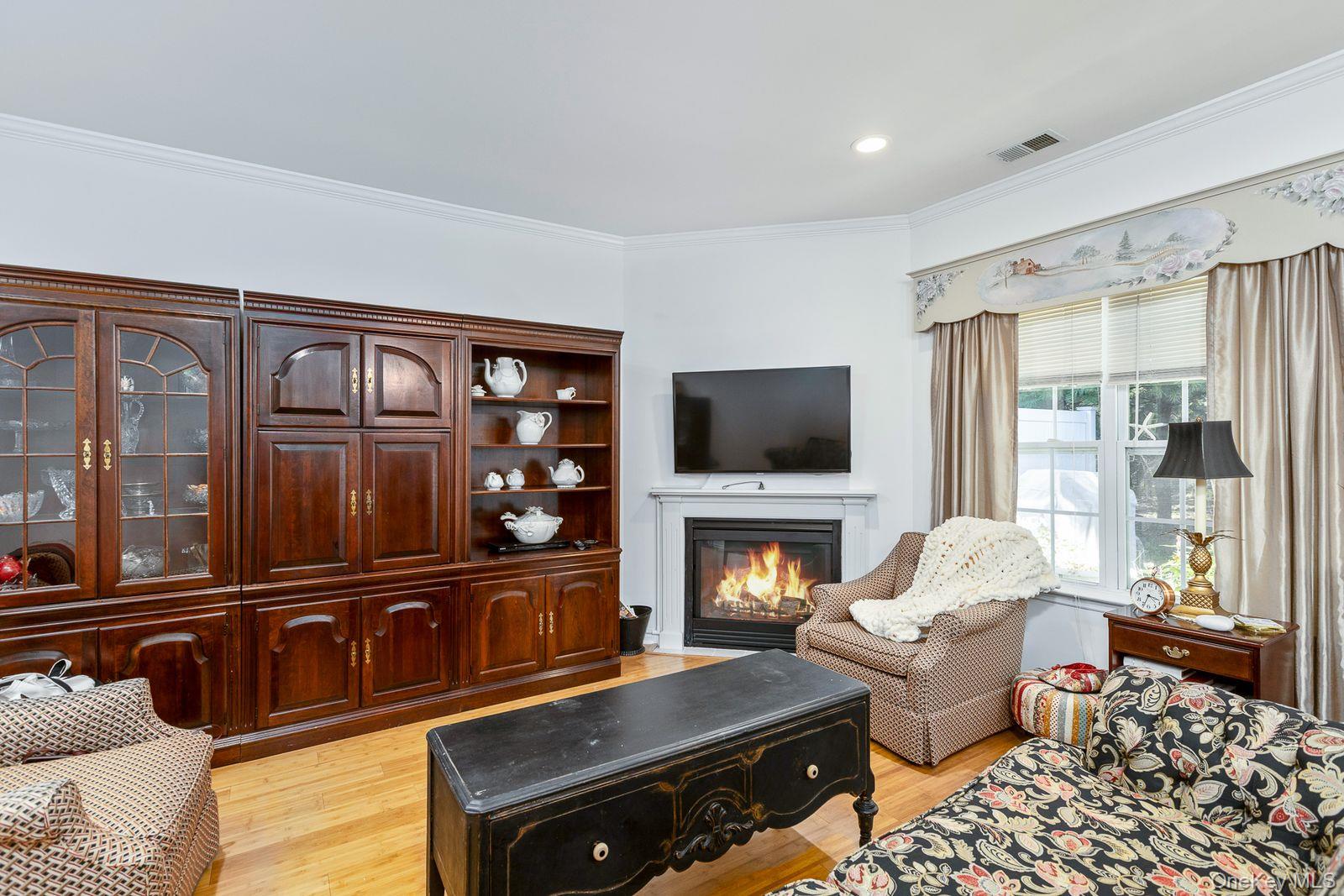 31 Willow Wood Drive Property Photo 15