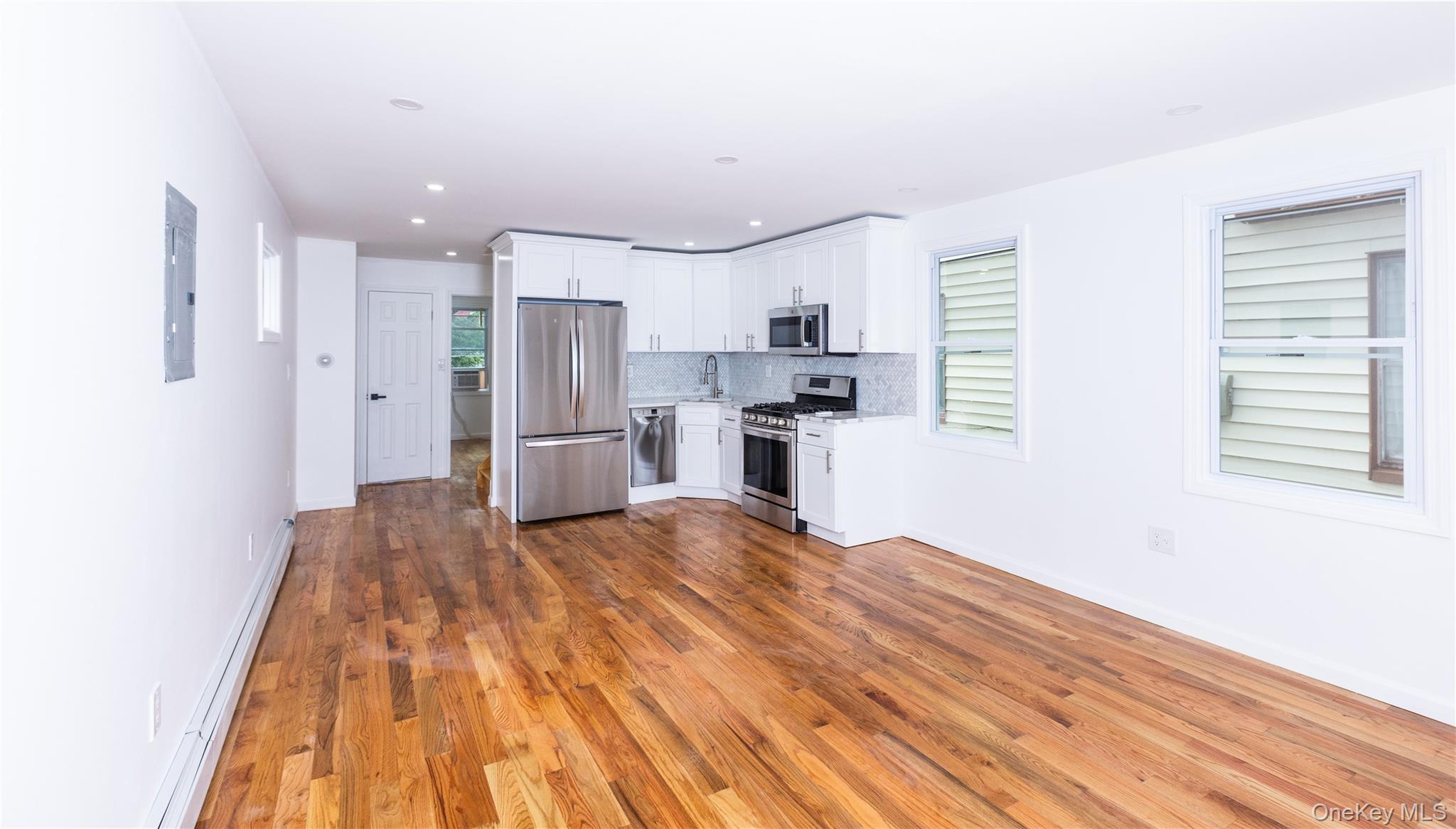 10910 175th Street Property Photo 3