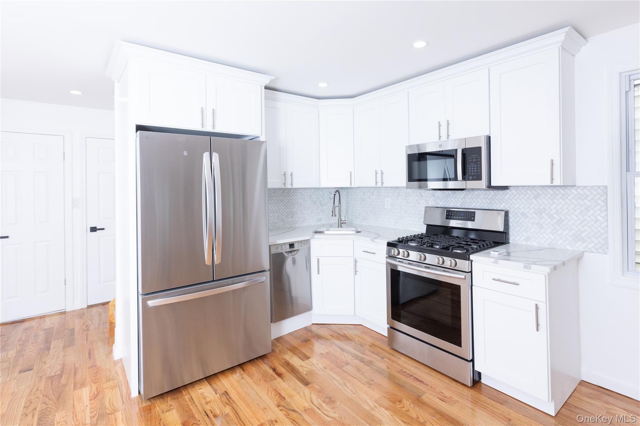 10910 175th Street Property Photo 5