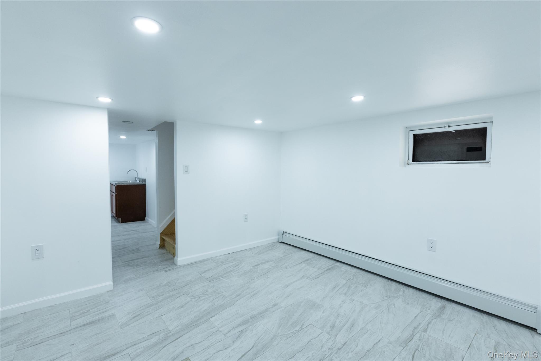 10910 175th Street Property Photo 15