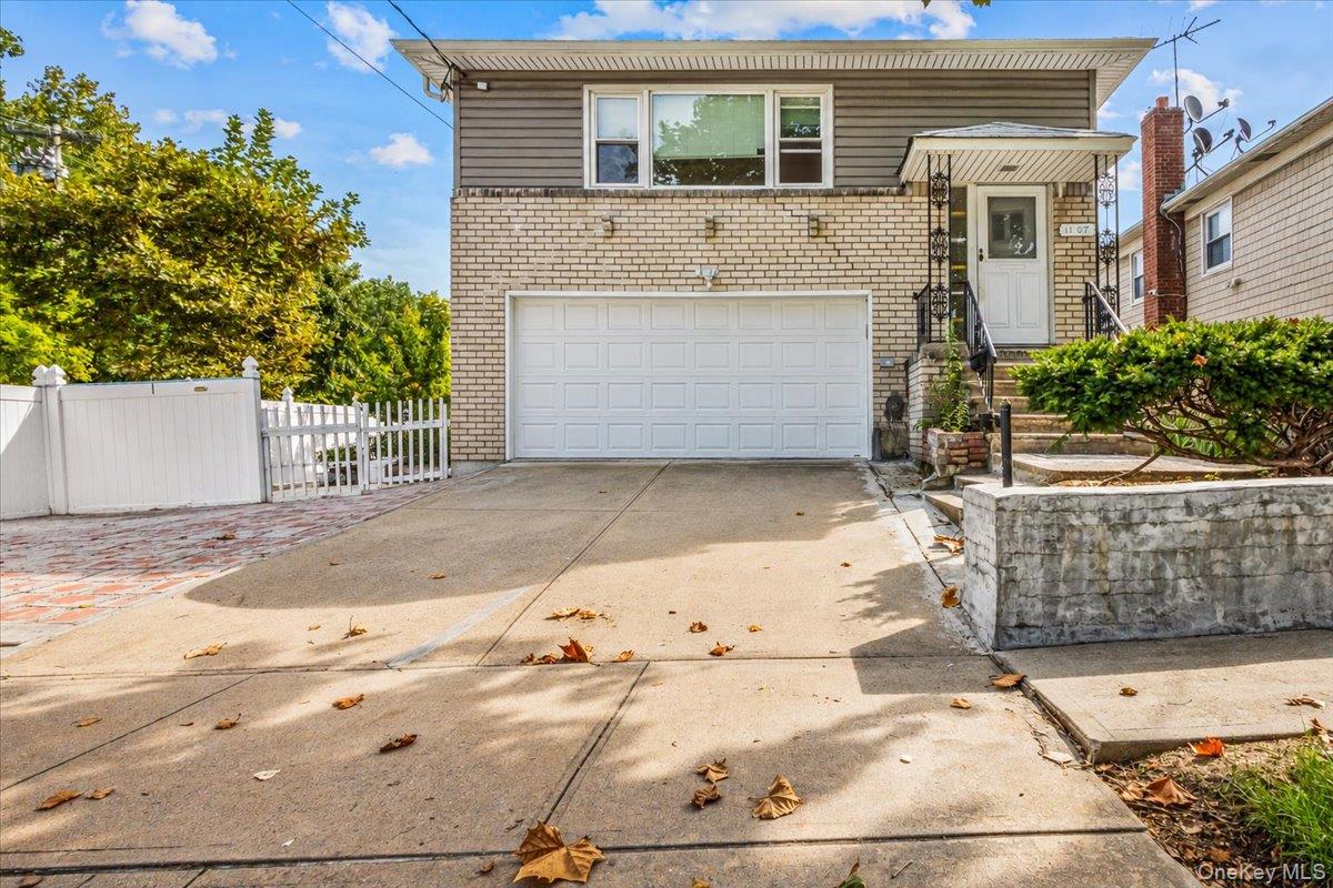 1107 137th Street Property Photo 1