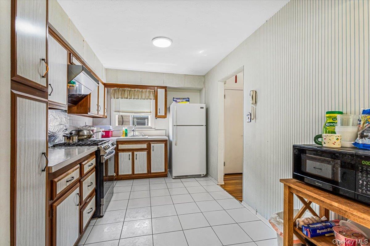 1107 137th Street Property Photo 5