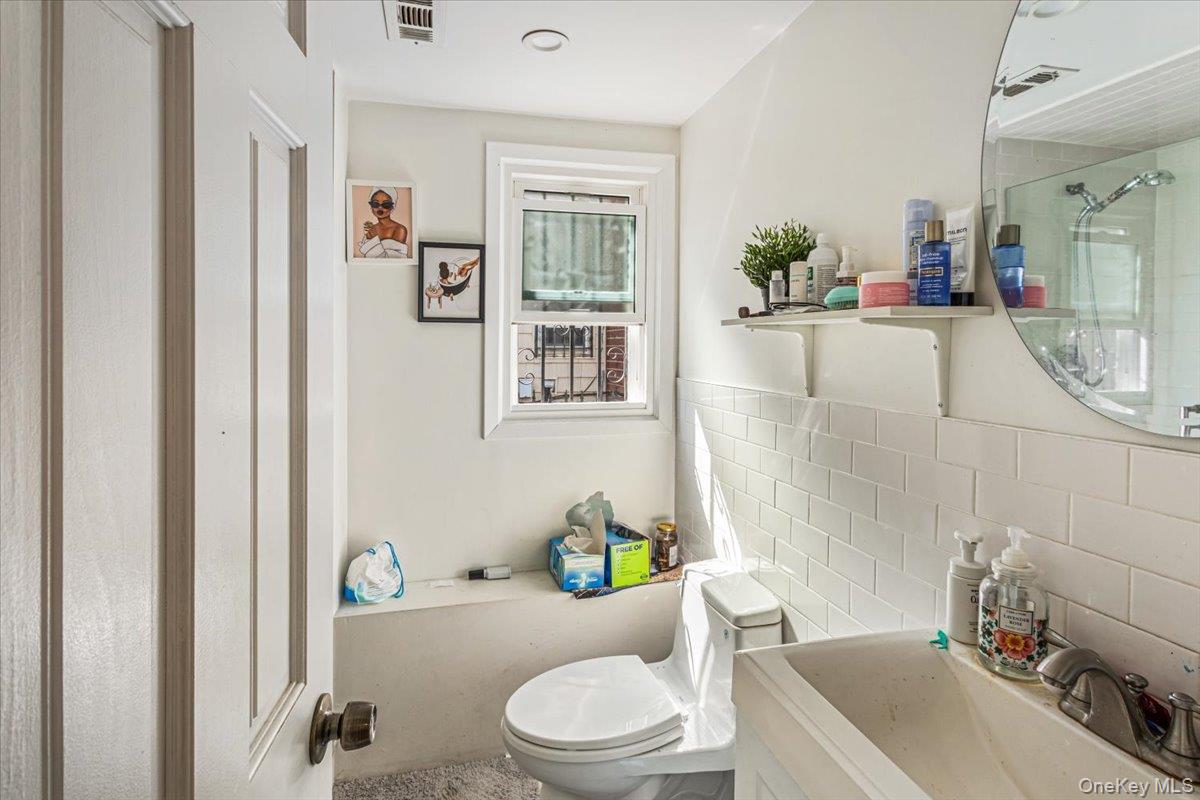 1107 137th Street Property Photo 14