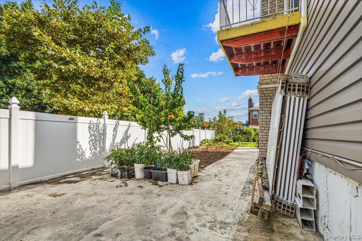 1107 137th Street Property Photo 18