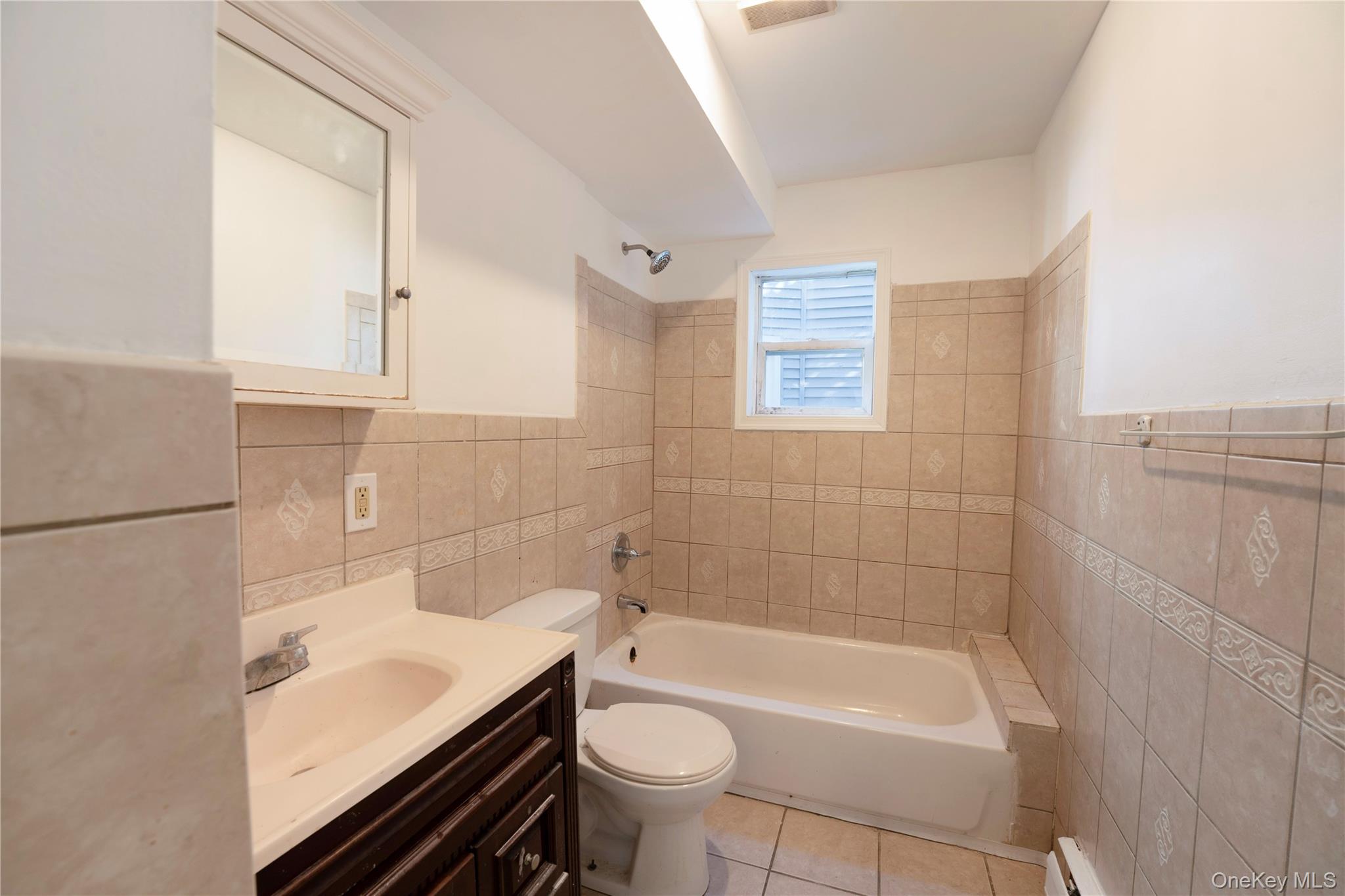 144 Winnikee Avenue Property Photo 6