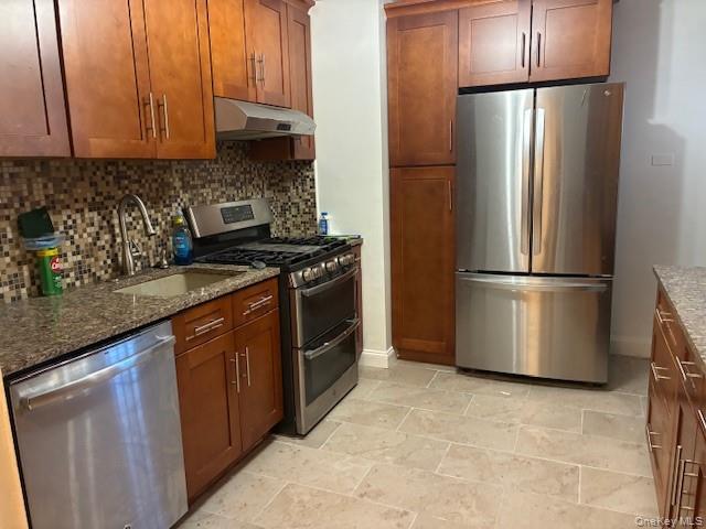241-20 Northern Blvd 2c Property Photo 9