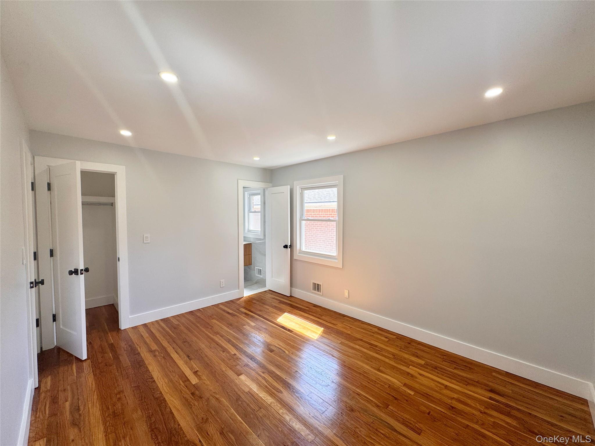 7330 244th Street Property Photo 10