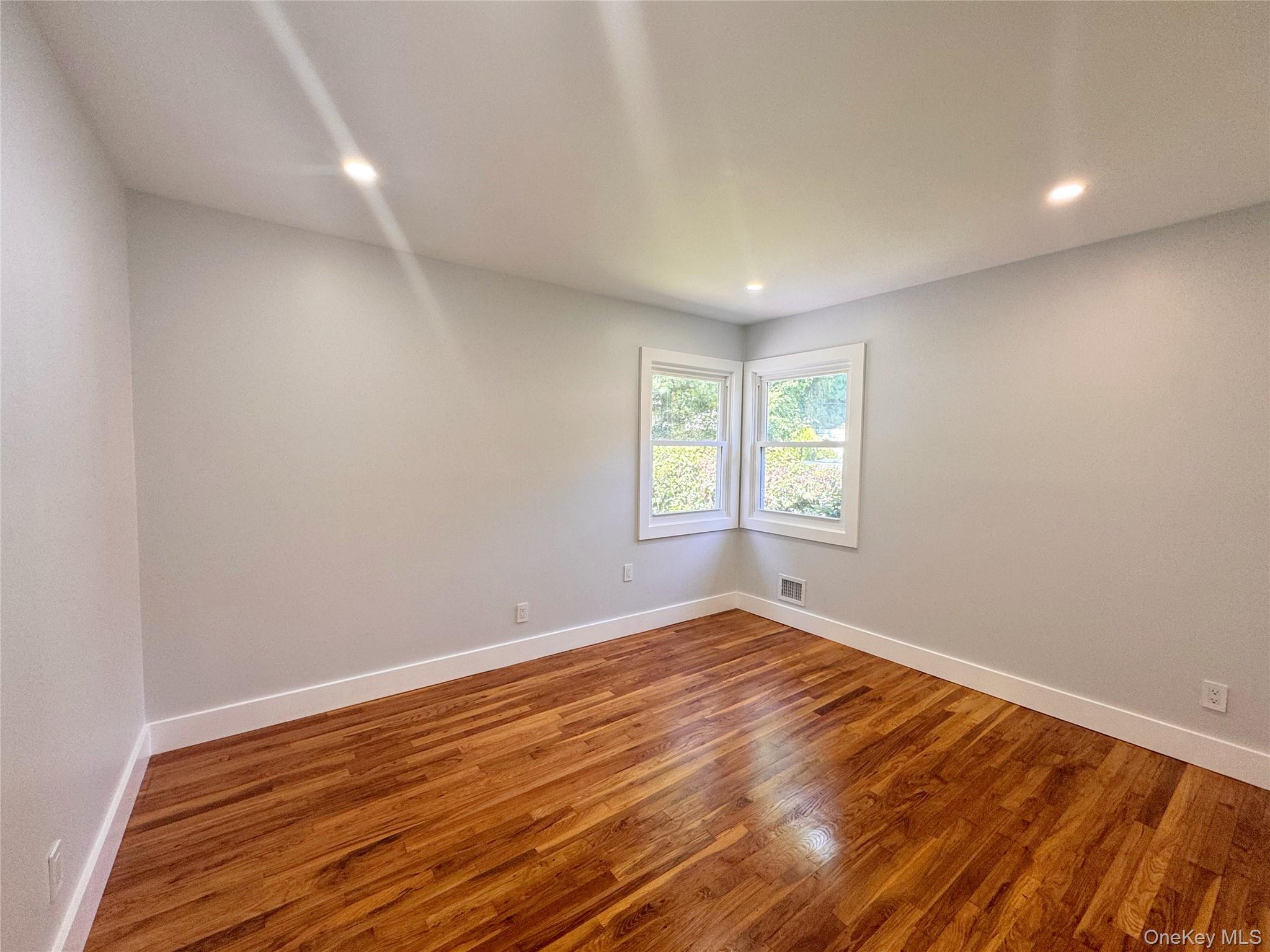 7330 244th Street Property Photo 13