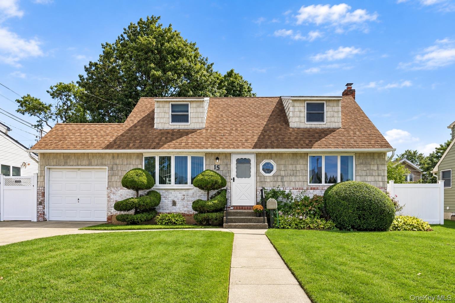 15 Scholl Drive Property Photo 1