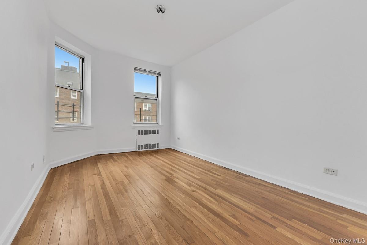 67-07 Yellowstone Boulevard 5f Property Photo 4