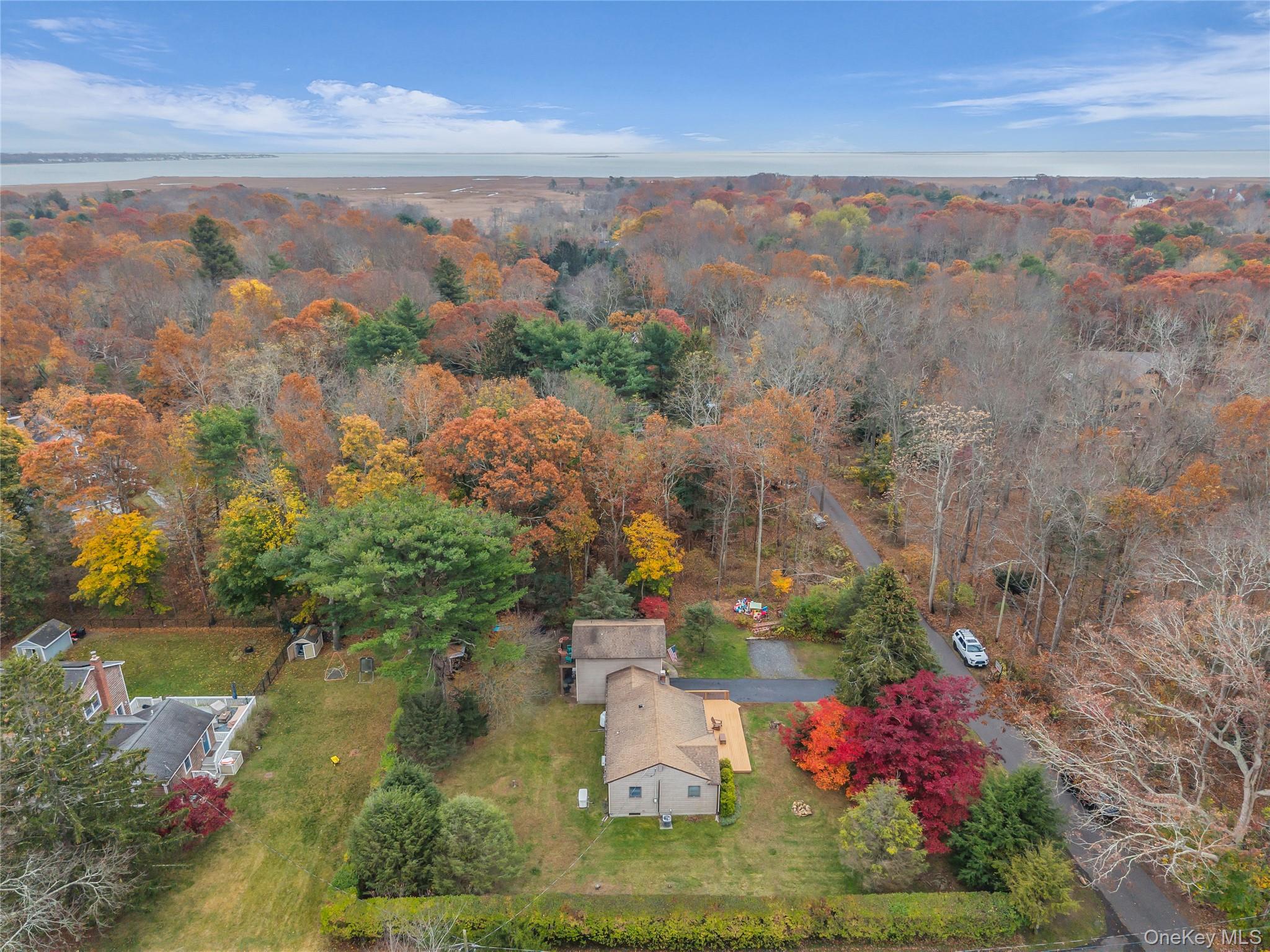 17 Hawkins Lane Property Photo 4