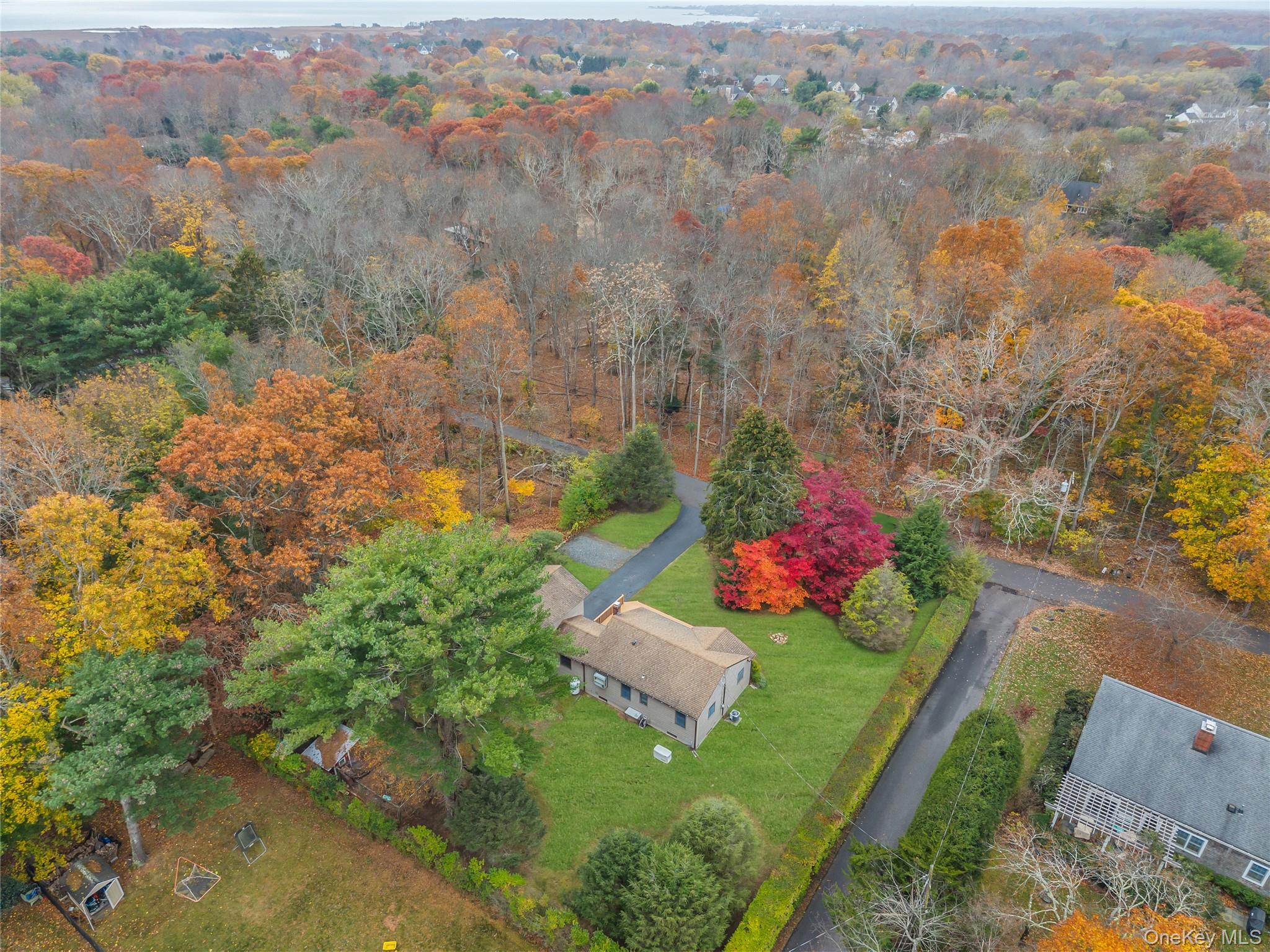17 Hawkins Lane Property Photo 45