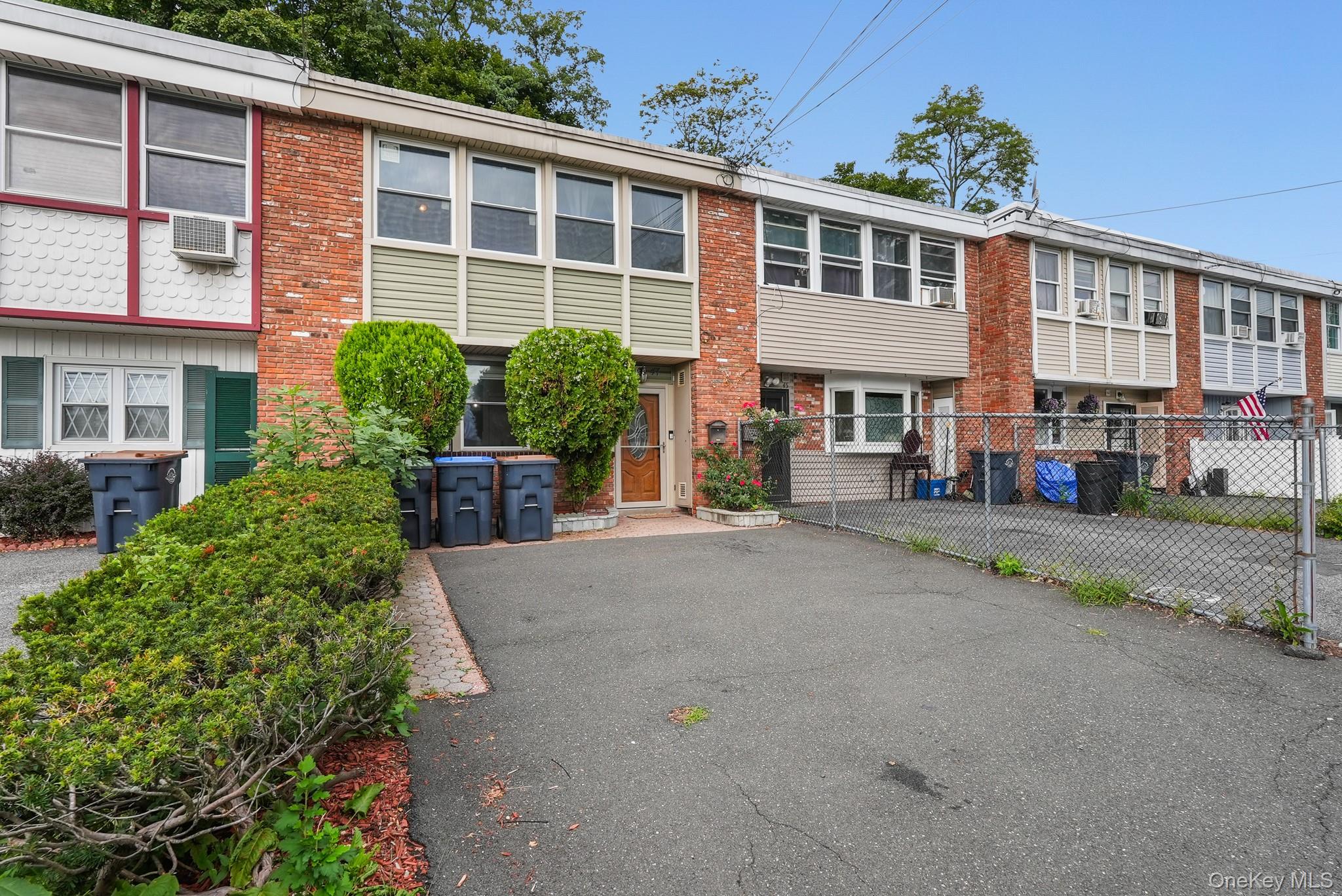 47 Hillside Avenue Property Photo 1
