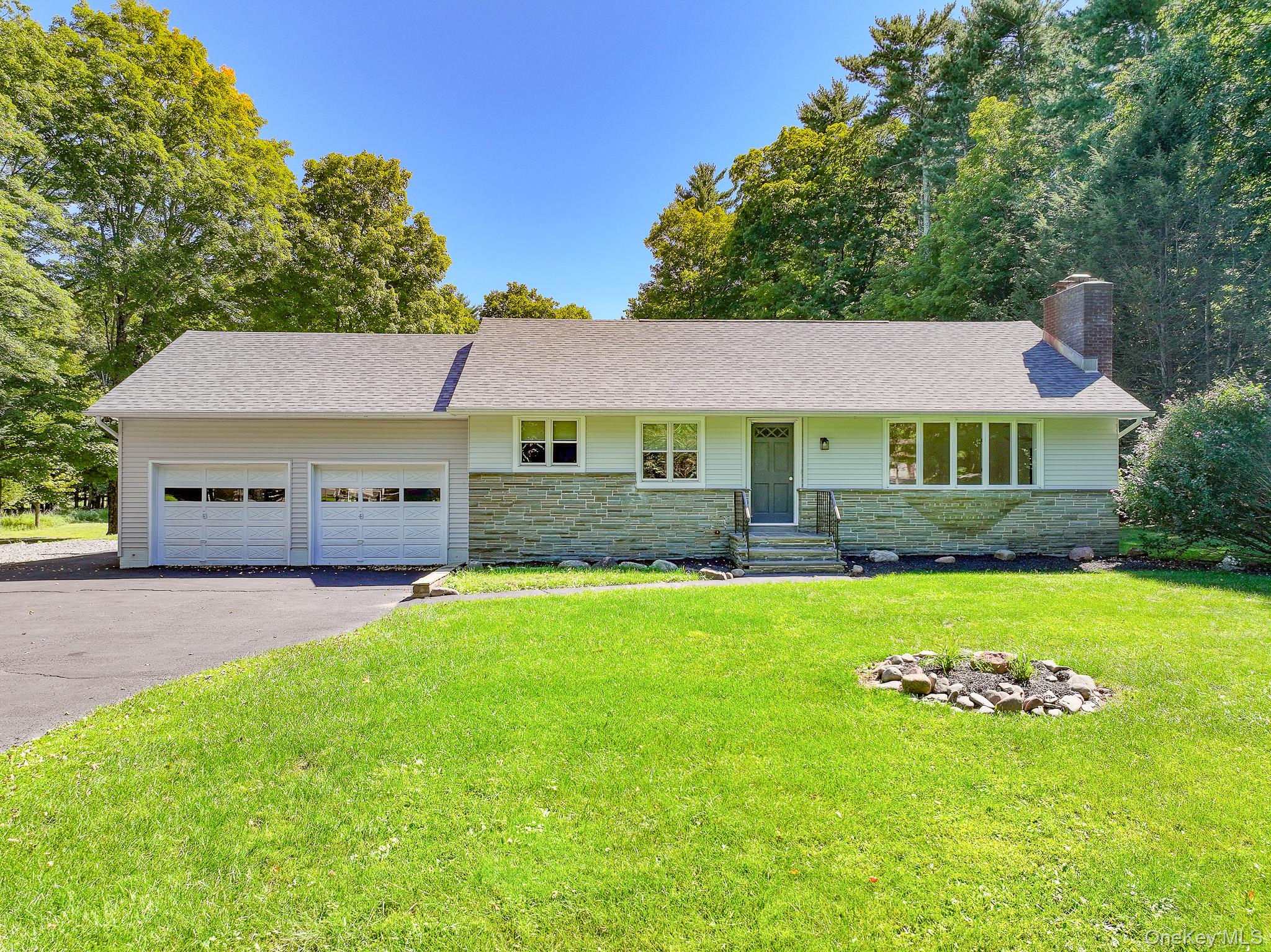 34 Van Buskirk Road Property Photo 1