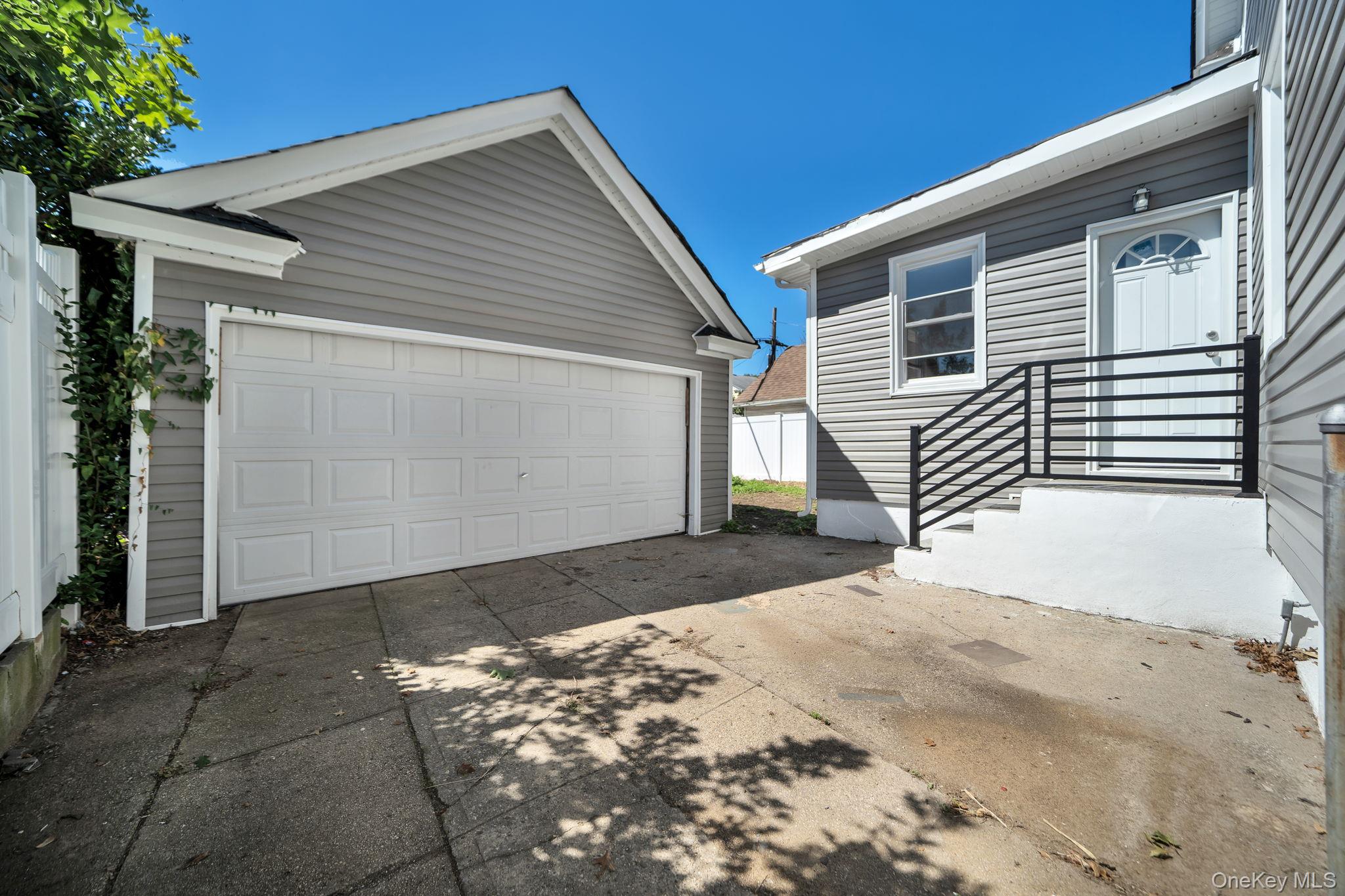 9264 Springfield Boulevard Property Photo 39