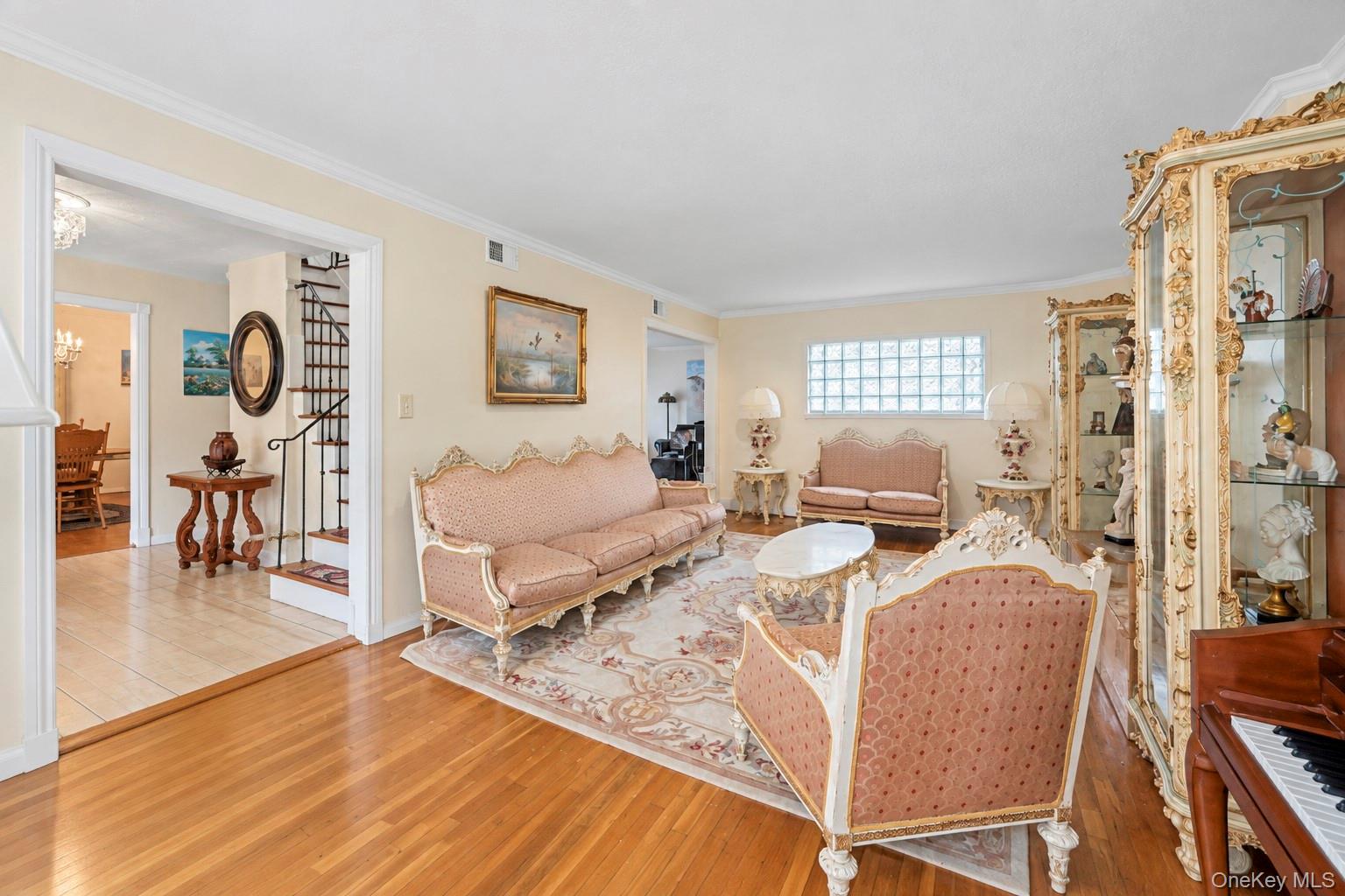 38 Waterford Drive Property Photo 8