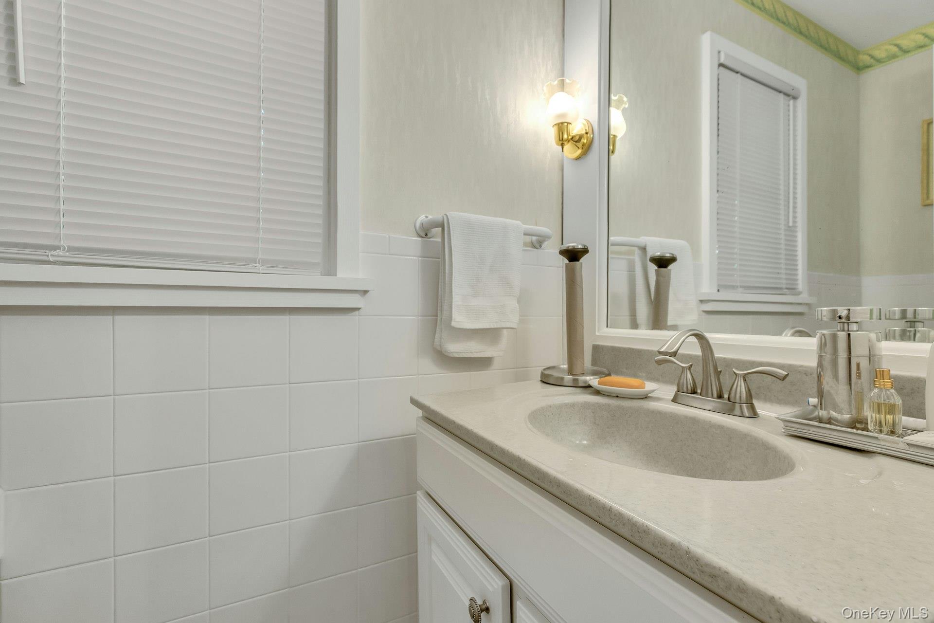64 Amy Drive Property Photo 12