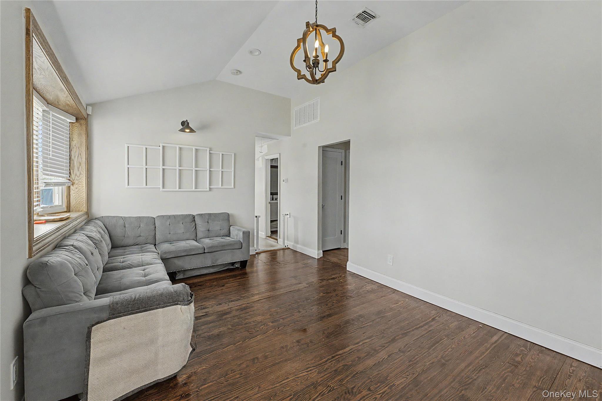 410 10th Street Property Photo 6