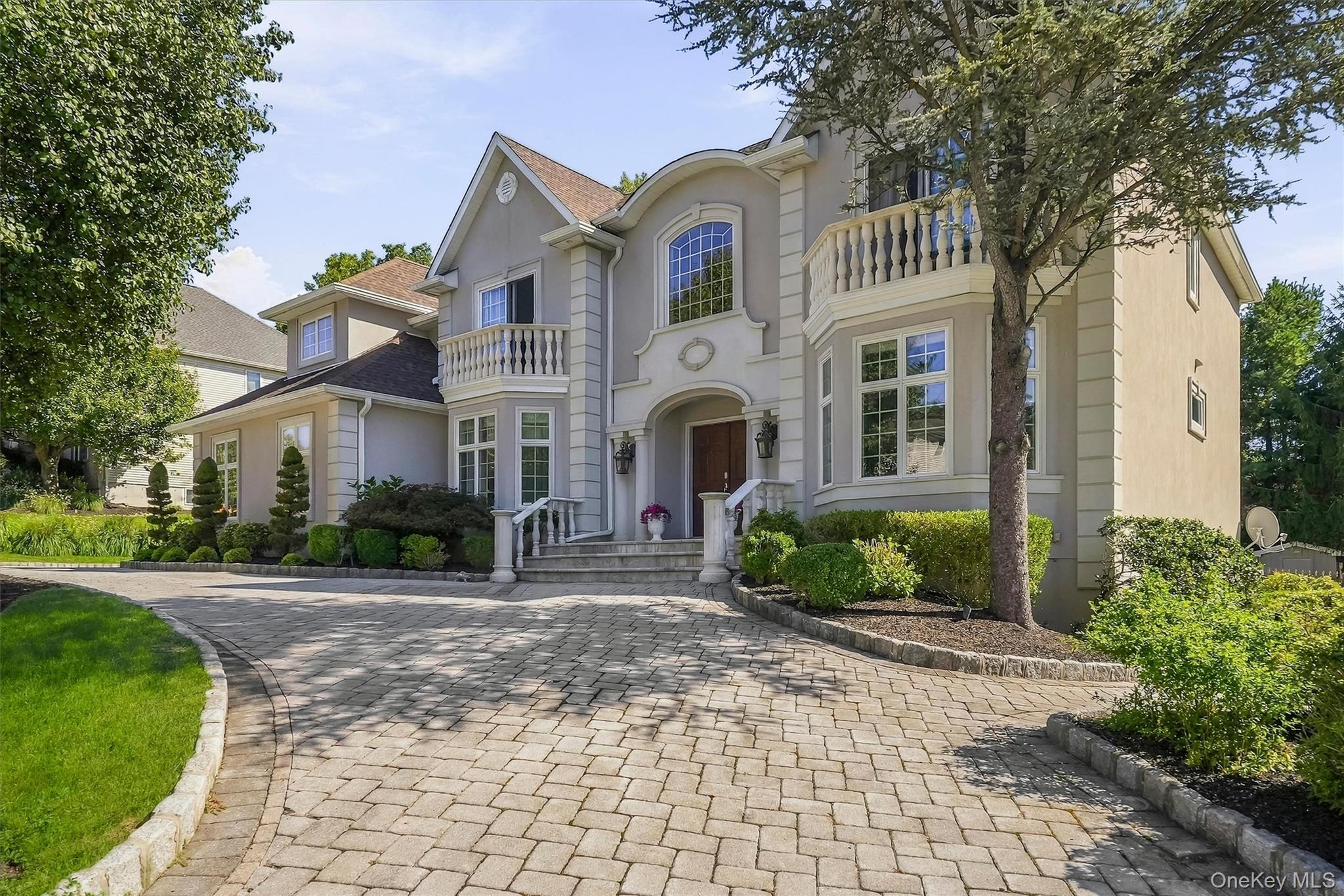 18 King Arthur Court Property Photo 1