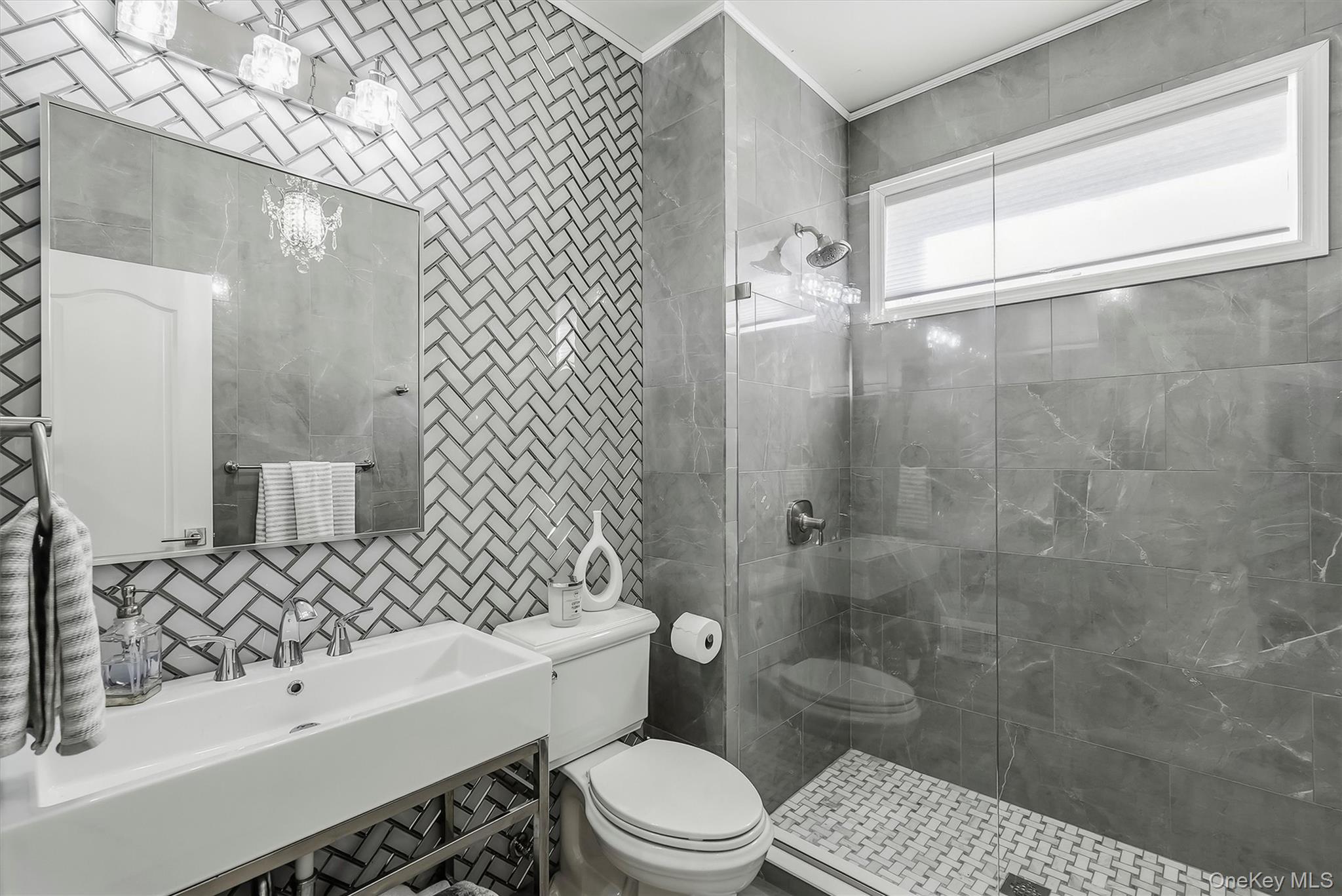 18 King Arthur Court Property Photo 17