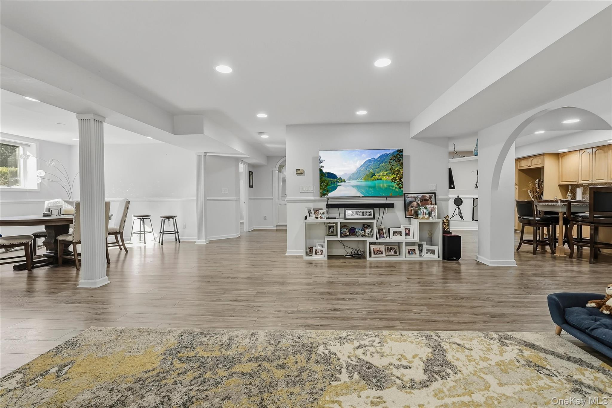18 King Arthur Court Property Photo 36
