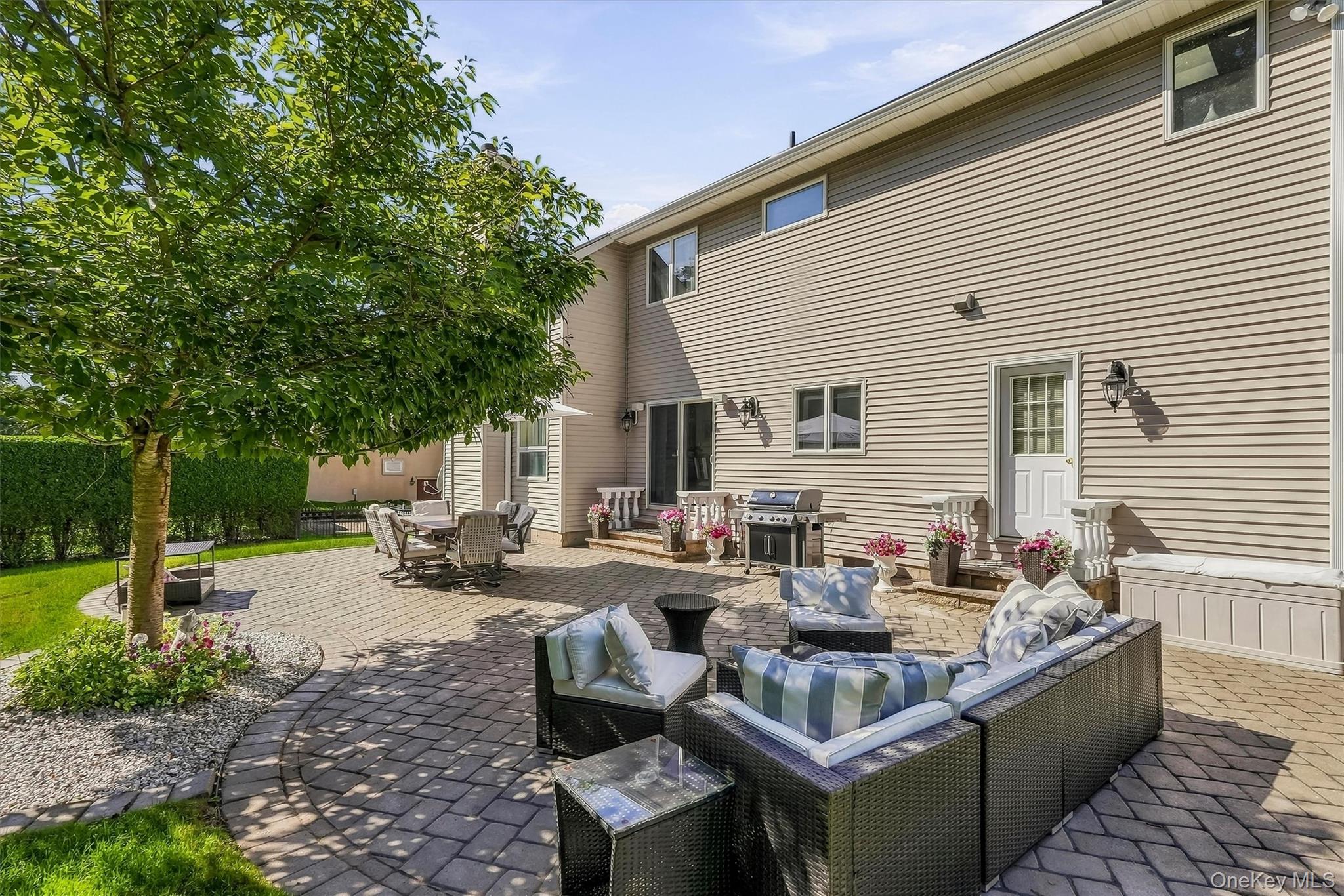 18 King Arthur Court Property Photo 40