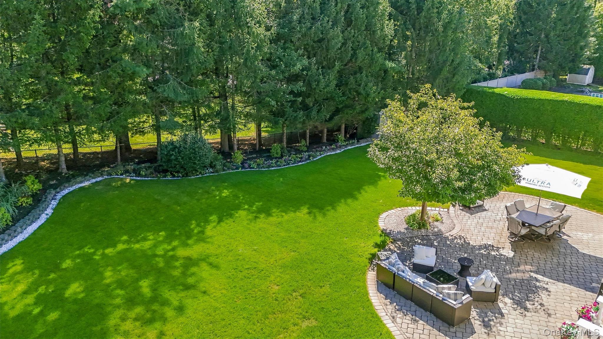 18 King Arthur Court Property Photo 44