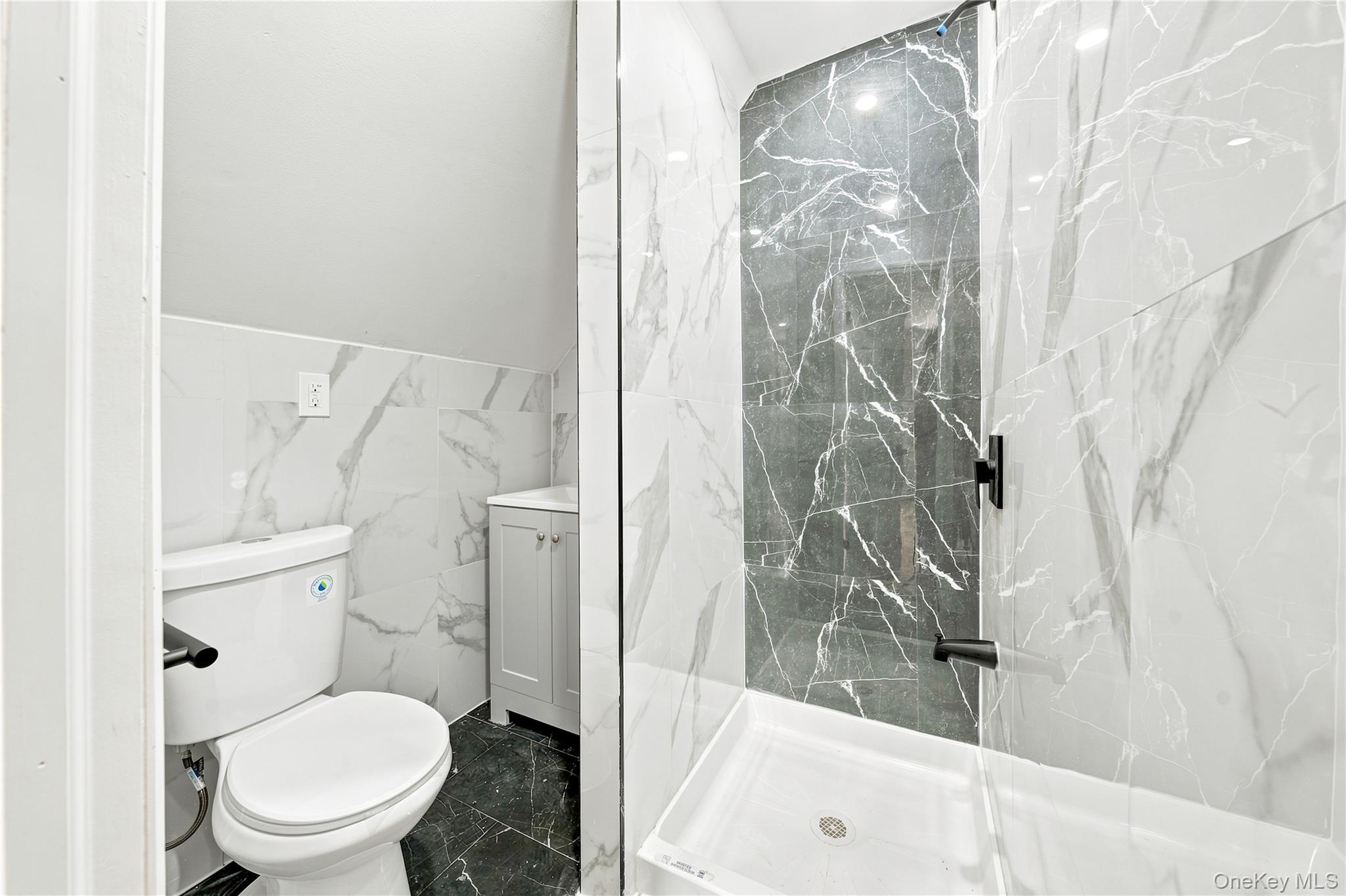 13714 Bedell Street Property Photo 6