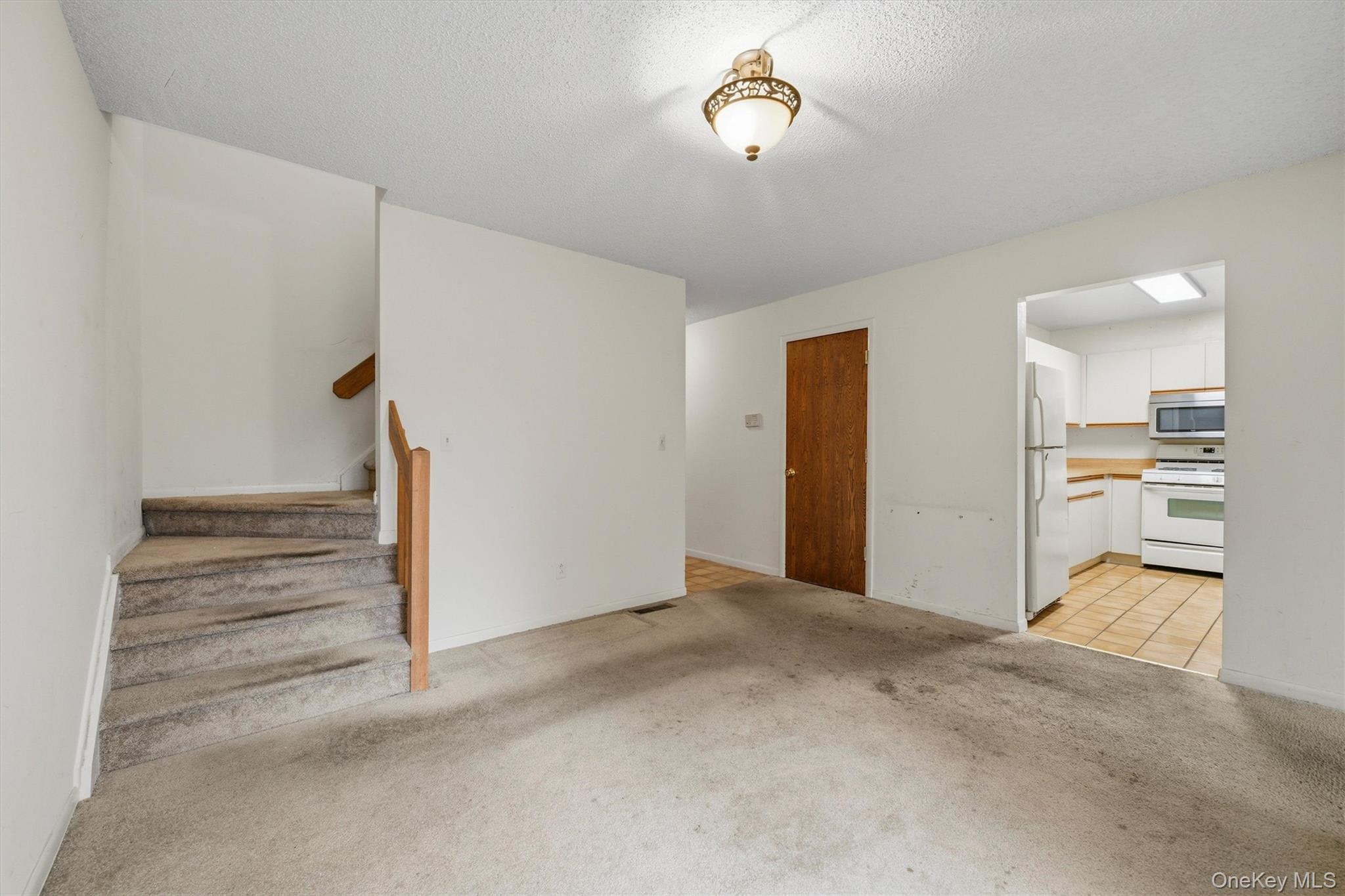 6 Ryan Court Property Photo 10