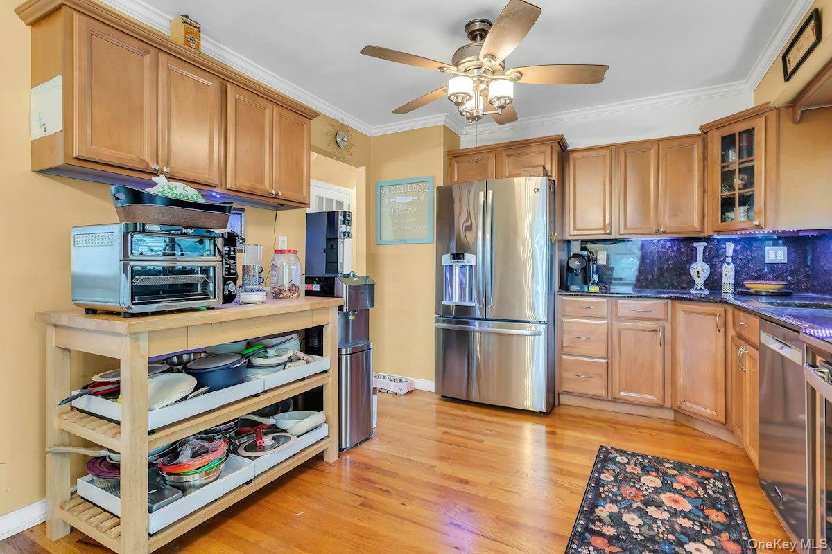 8 N Summit Drive Property Photo 6