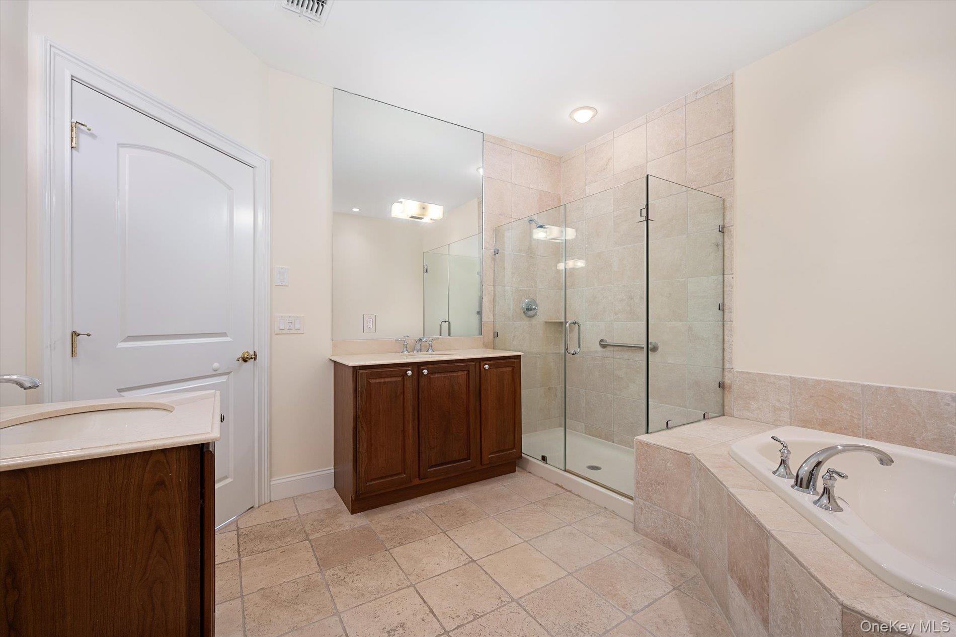 103 Roosevelt Way 1102 Property Photo 16