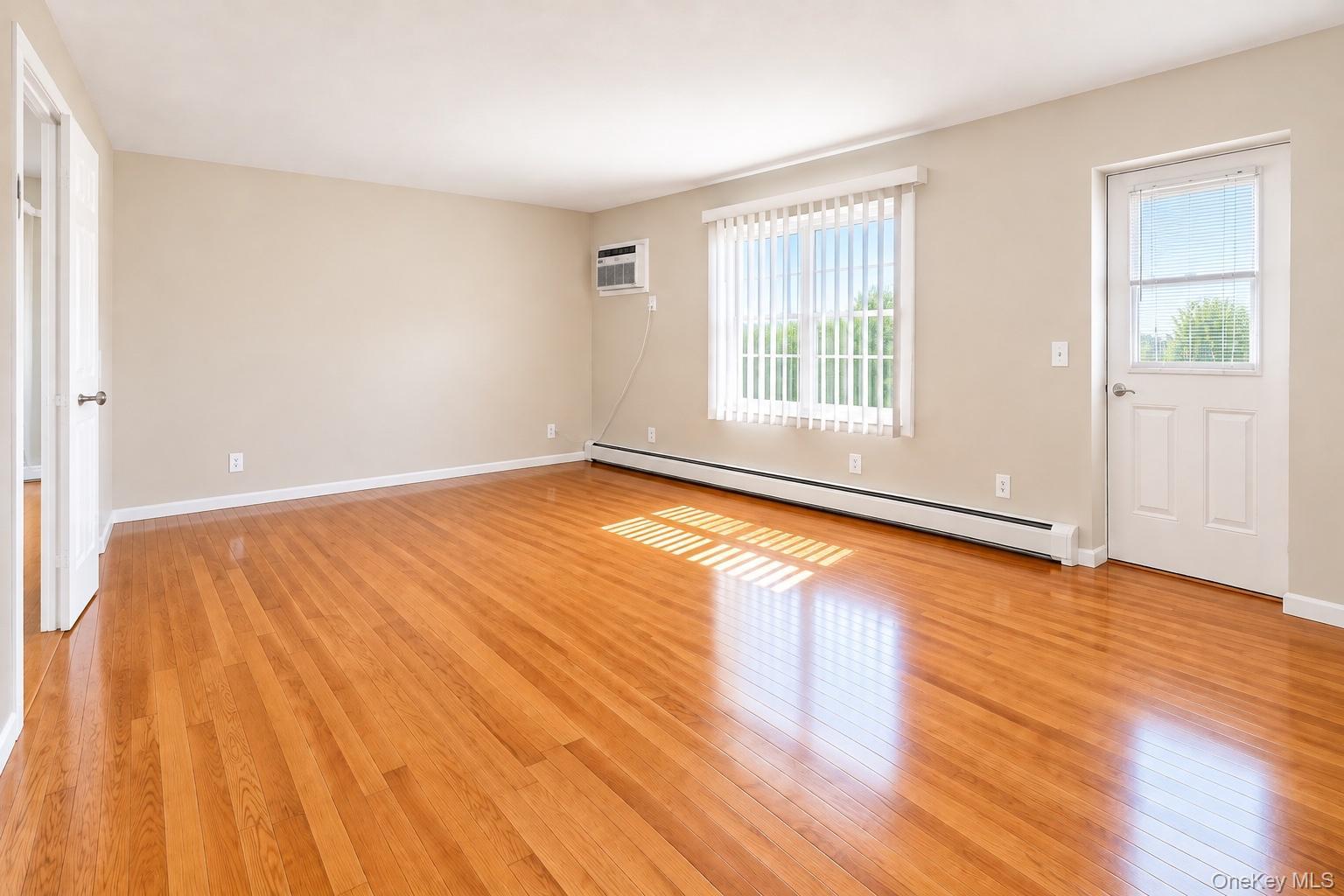 185 Bennett Avenue Unit 2 Property Photo 1