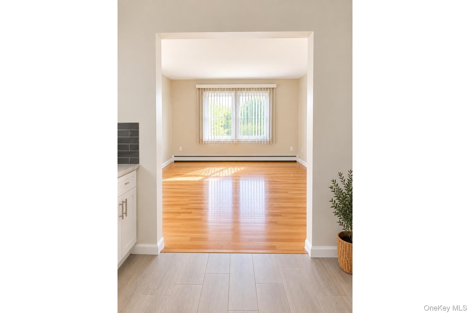 185 Bennett Avenue Unit 2 Property Photo 6
