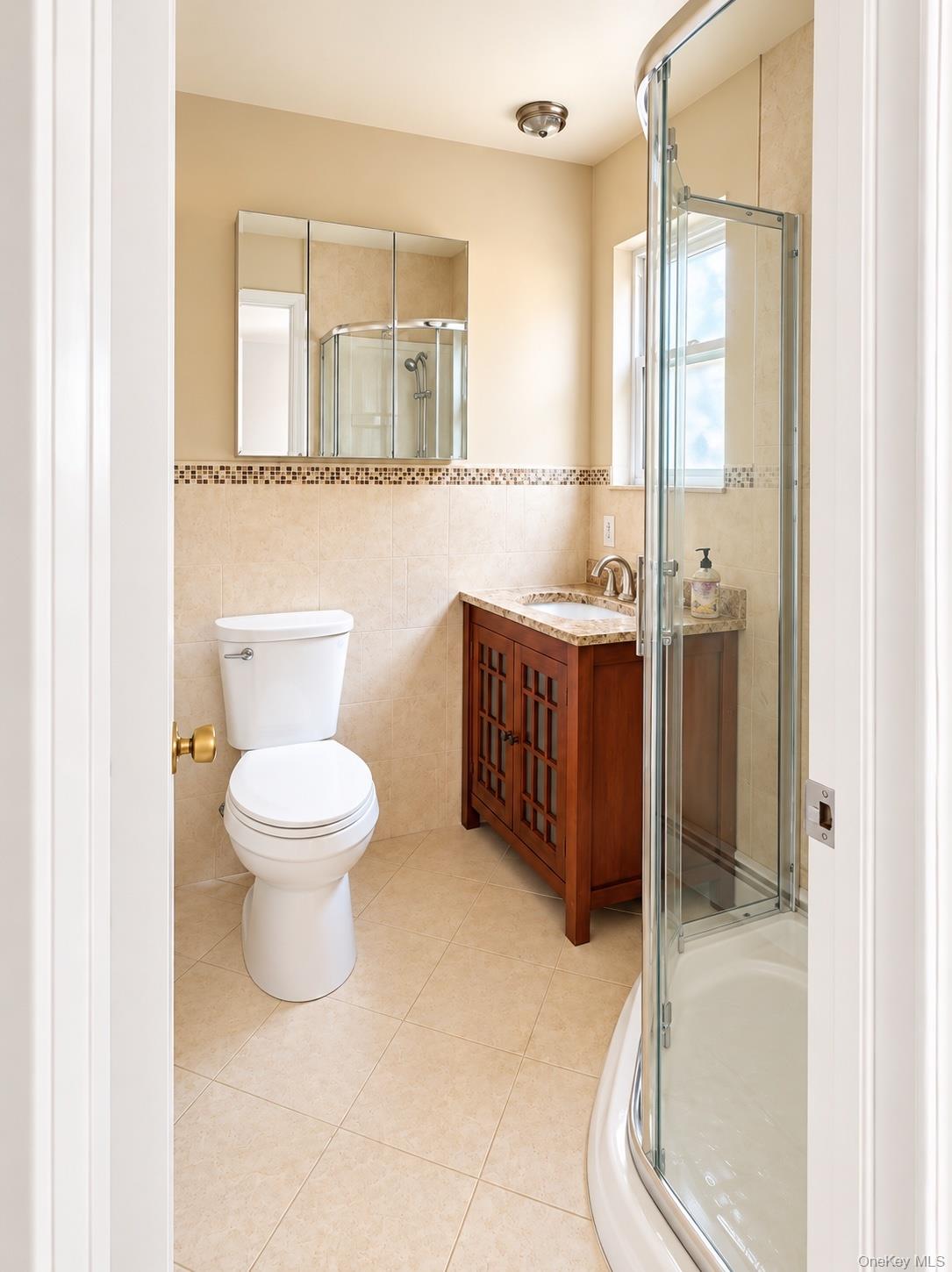 185 Bennett Avenue Unit 2 Property Photo 10
