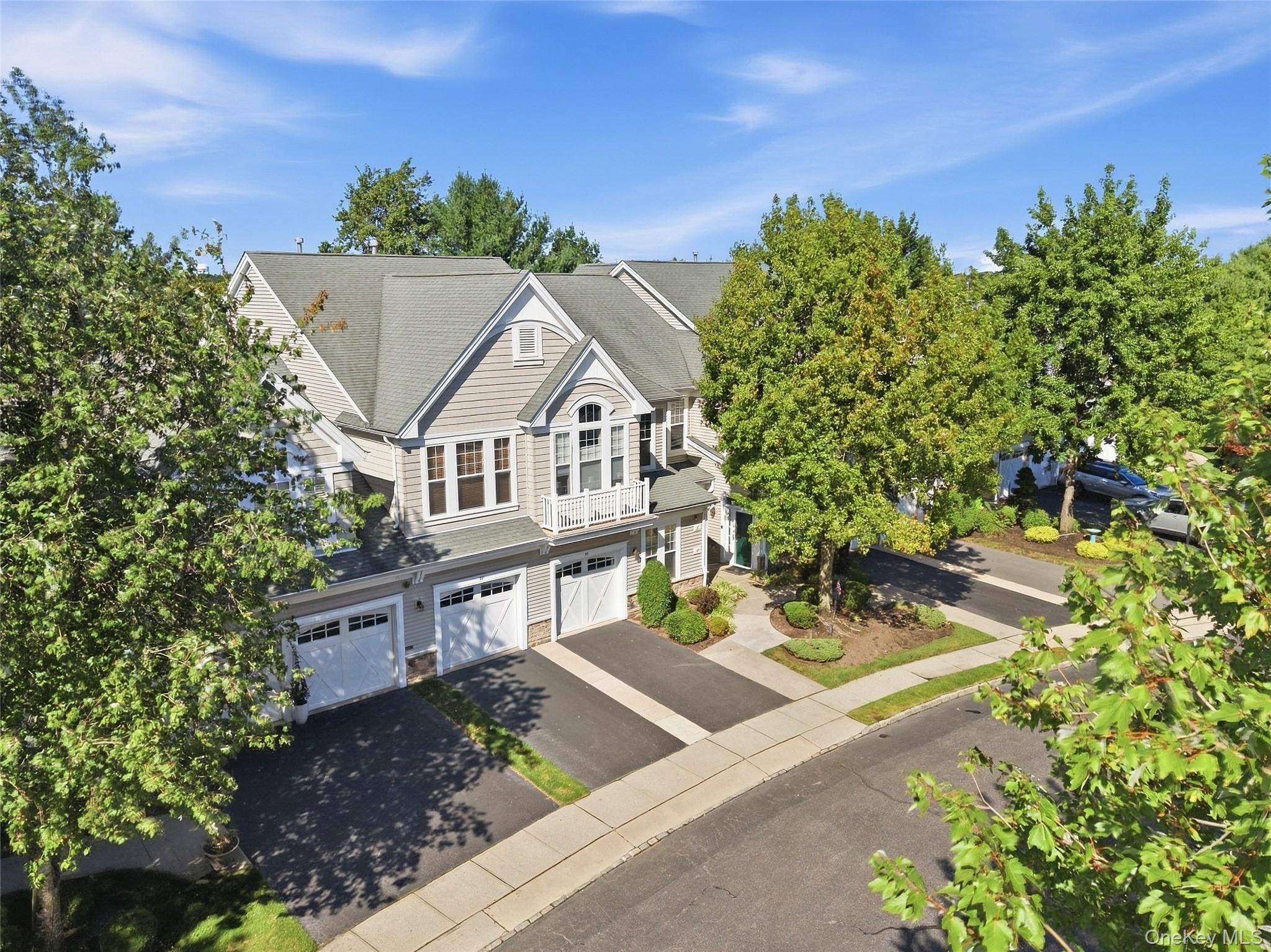 39 Symphony Drive Property Photo 2