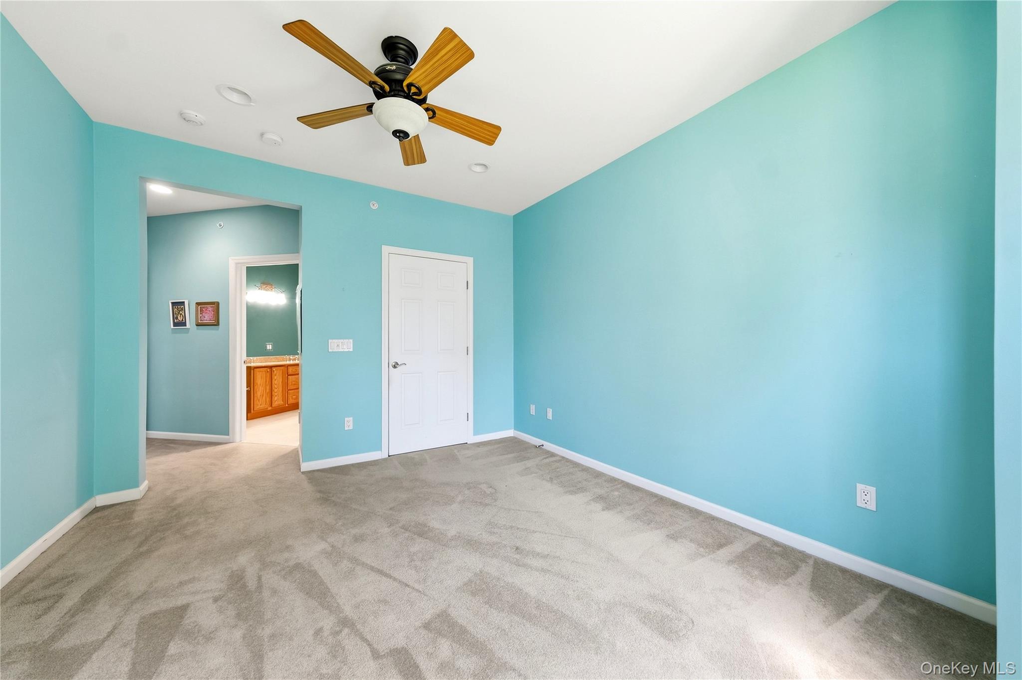 39 Symphony Drive Property Photo 29