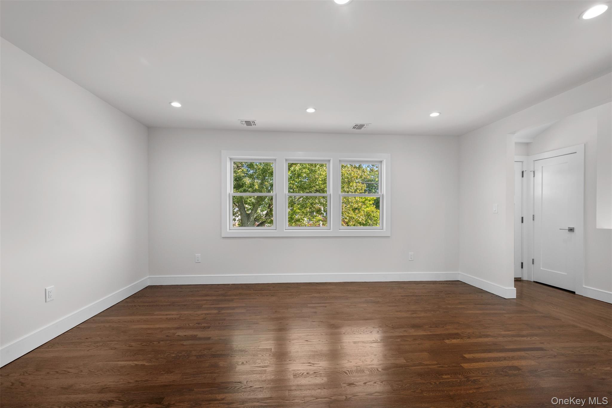 3280 Elliott Boulevard Property Photo 15