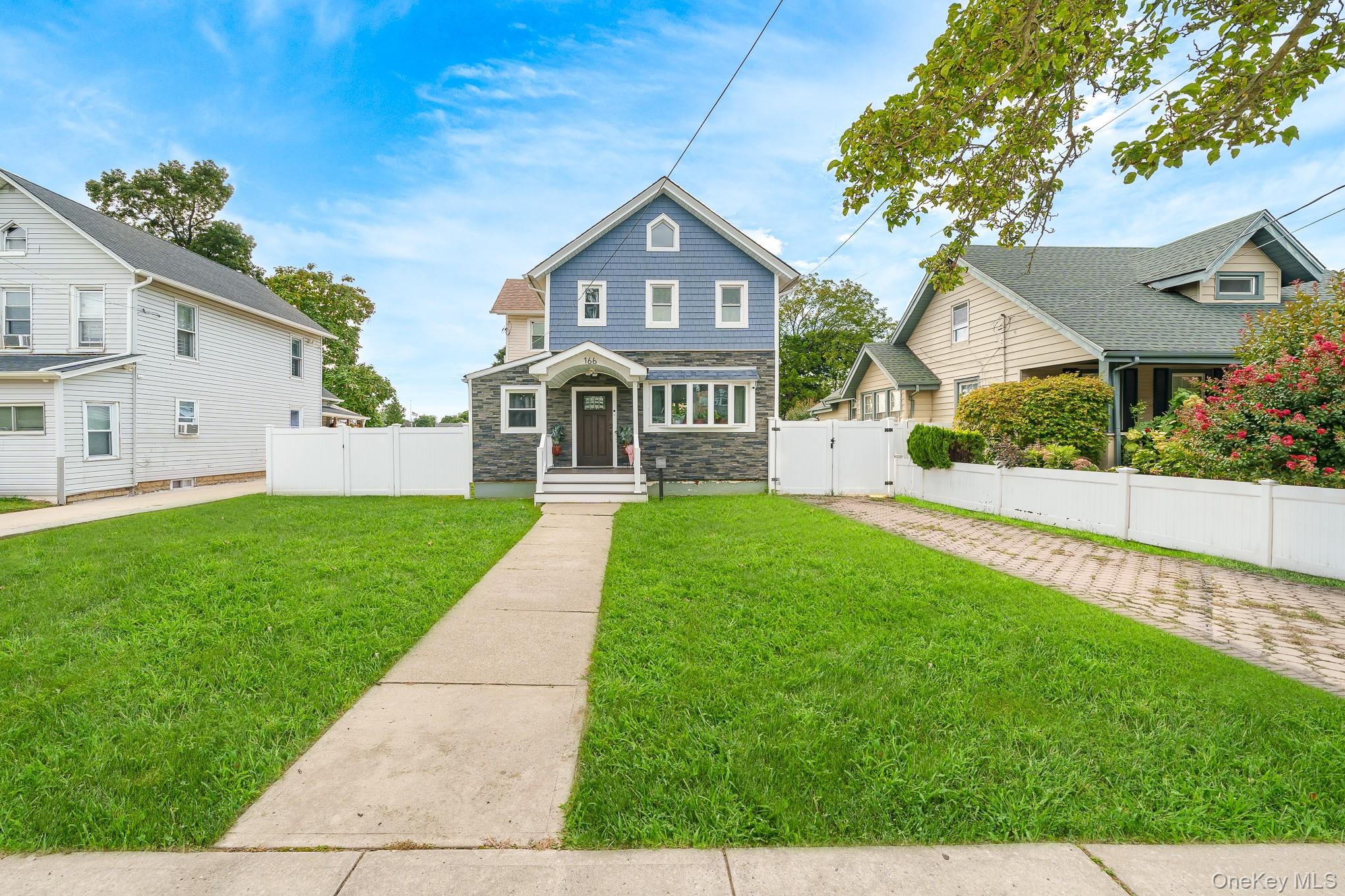 166 Church Street Property Photo 1