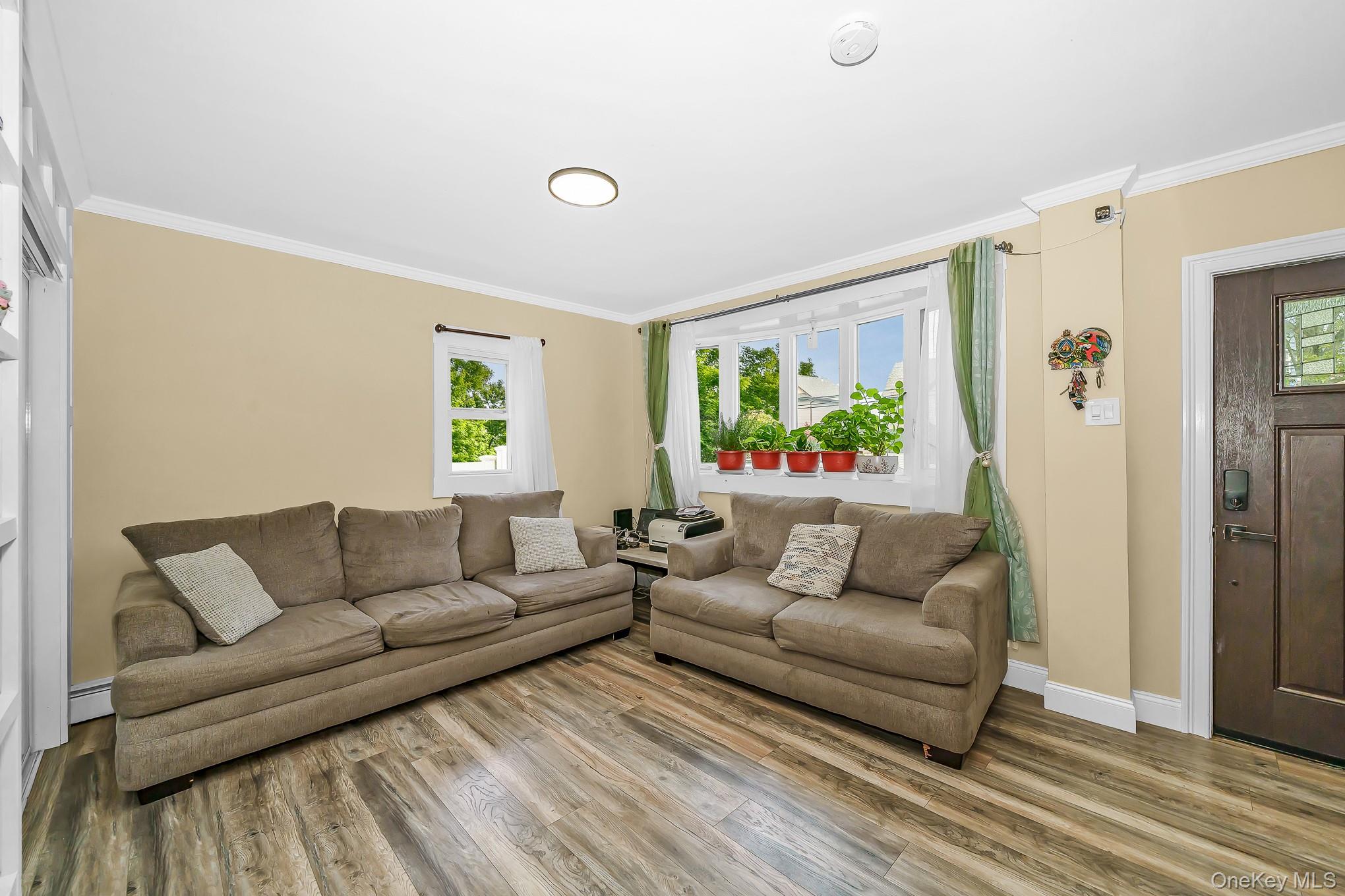 166 Church Street Property Photo 3