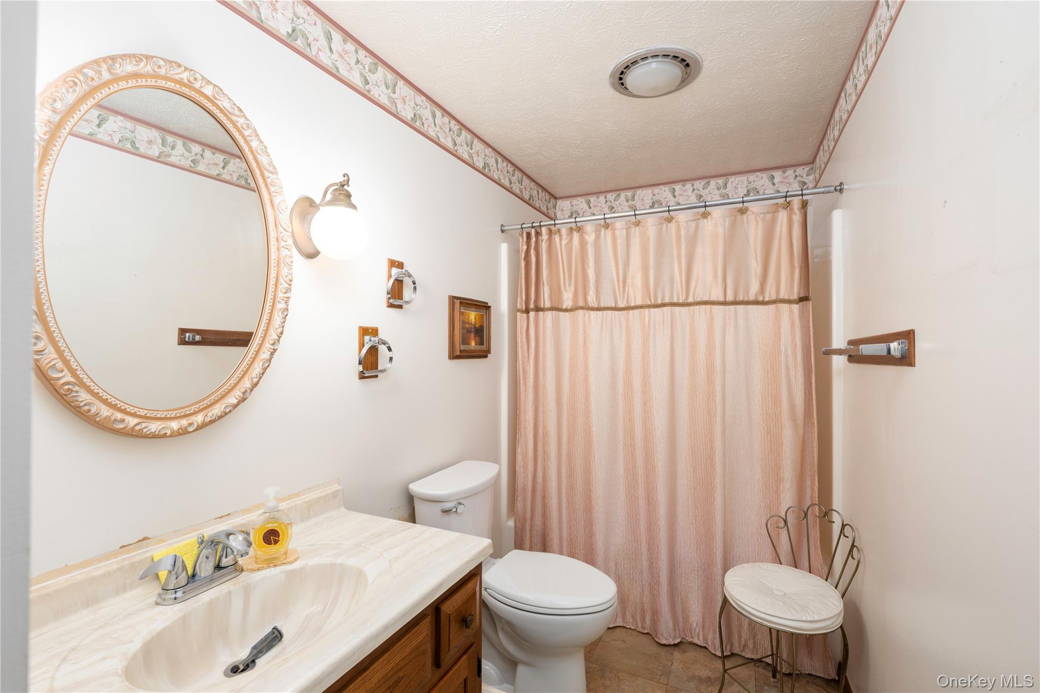 11 Academy Street Property Photo 17