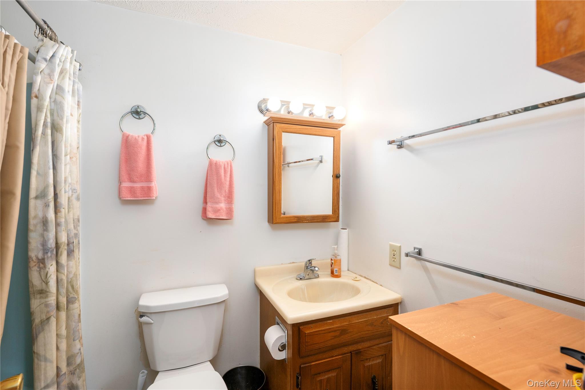 11 Academy Street Property Photo 22