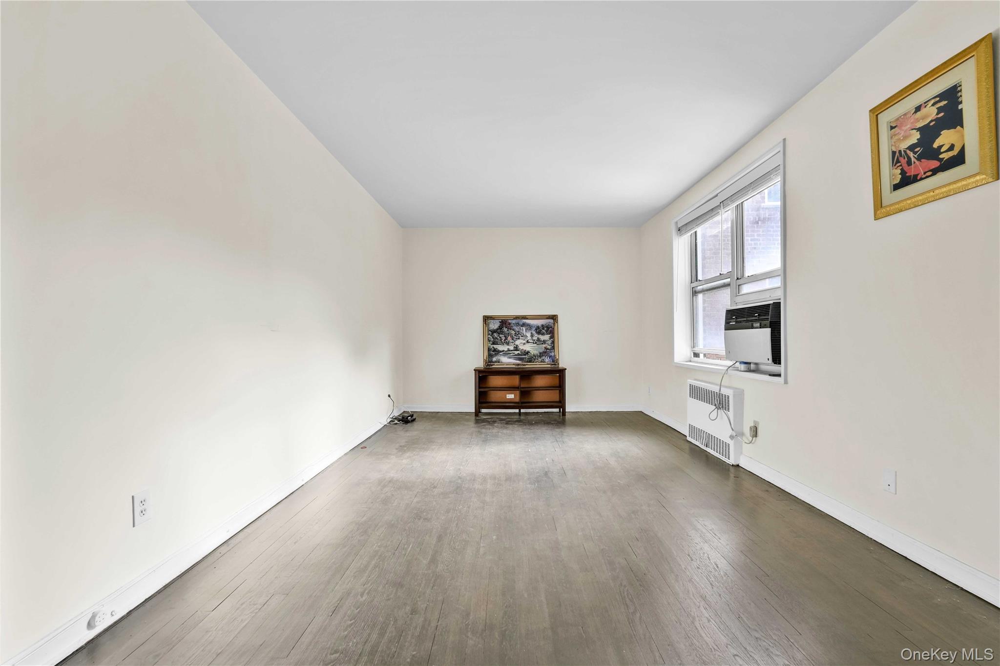27-10 Parsons Boulevard 2f Property Photo 3